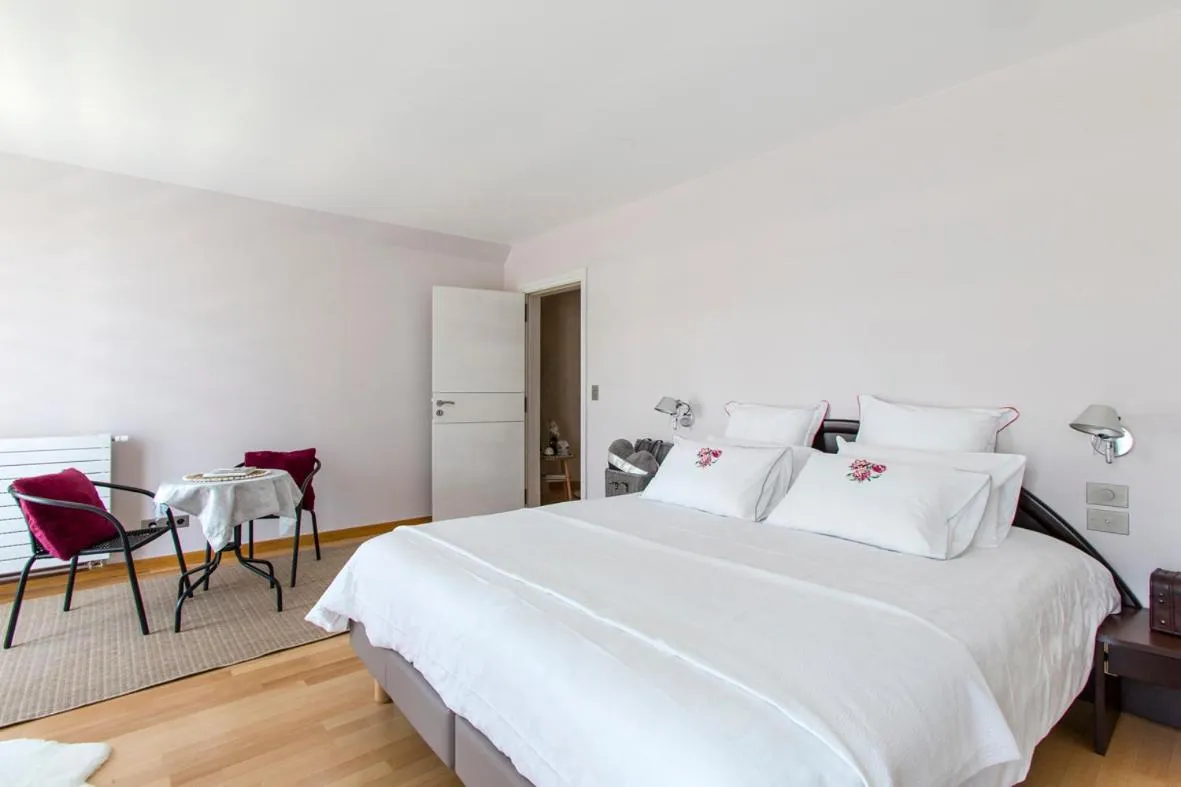 Bed in Villacosy spa -Strasbourg VILLA DOLCE