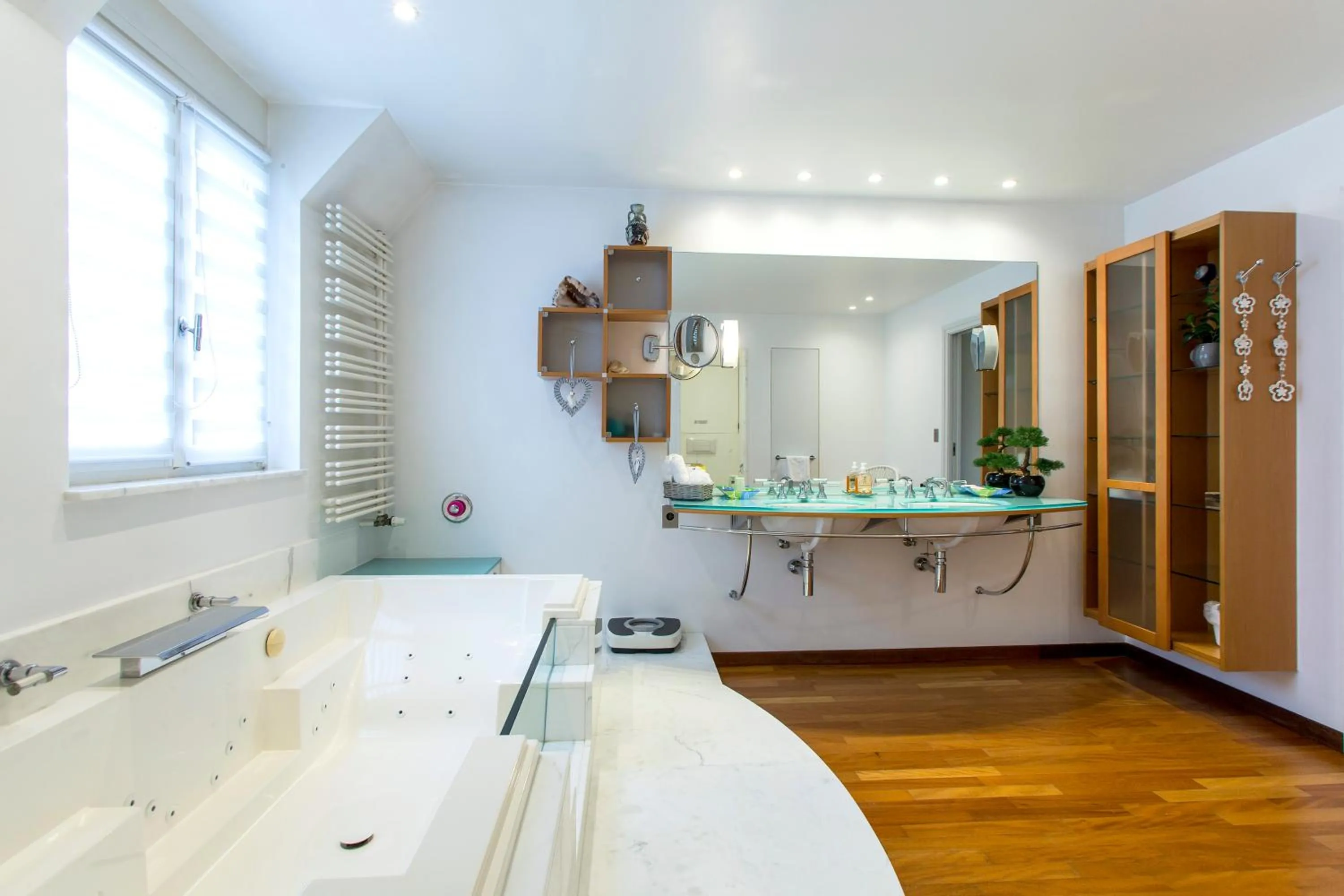 Bathroom in Villacosy spa -Strasbourg VILLA DOLCE