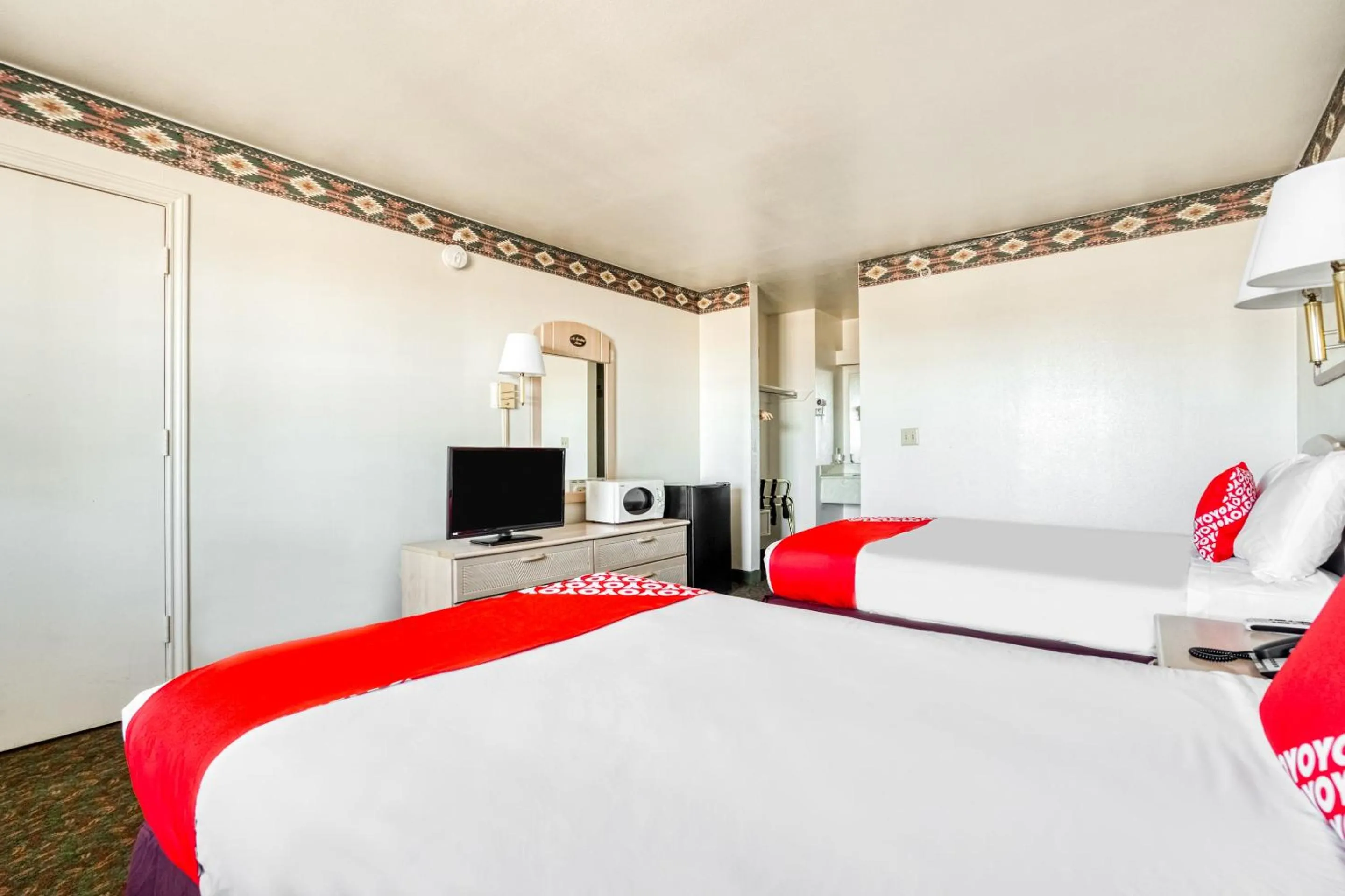 Bedroom, Bed in OYO Hotel Wichita Falls I-44 Sheppard Airforce