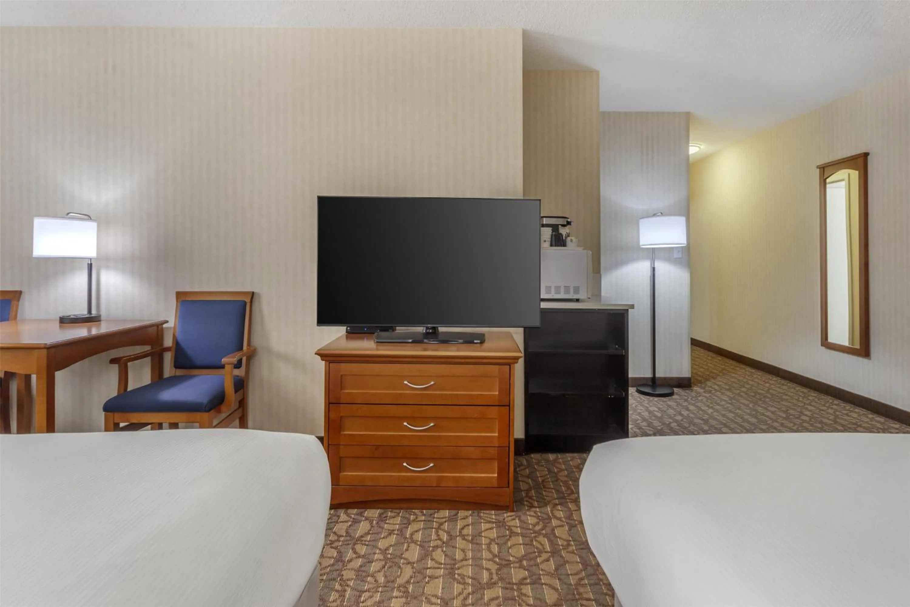 Bedroom, Bed in Best Western Cold Lake Inn