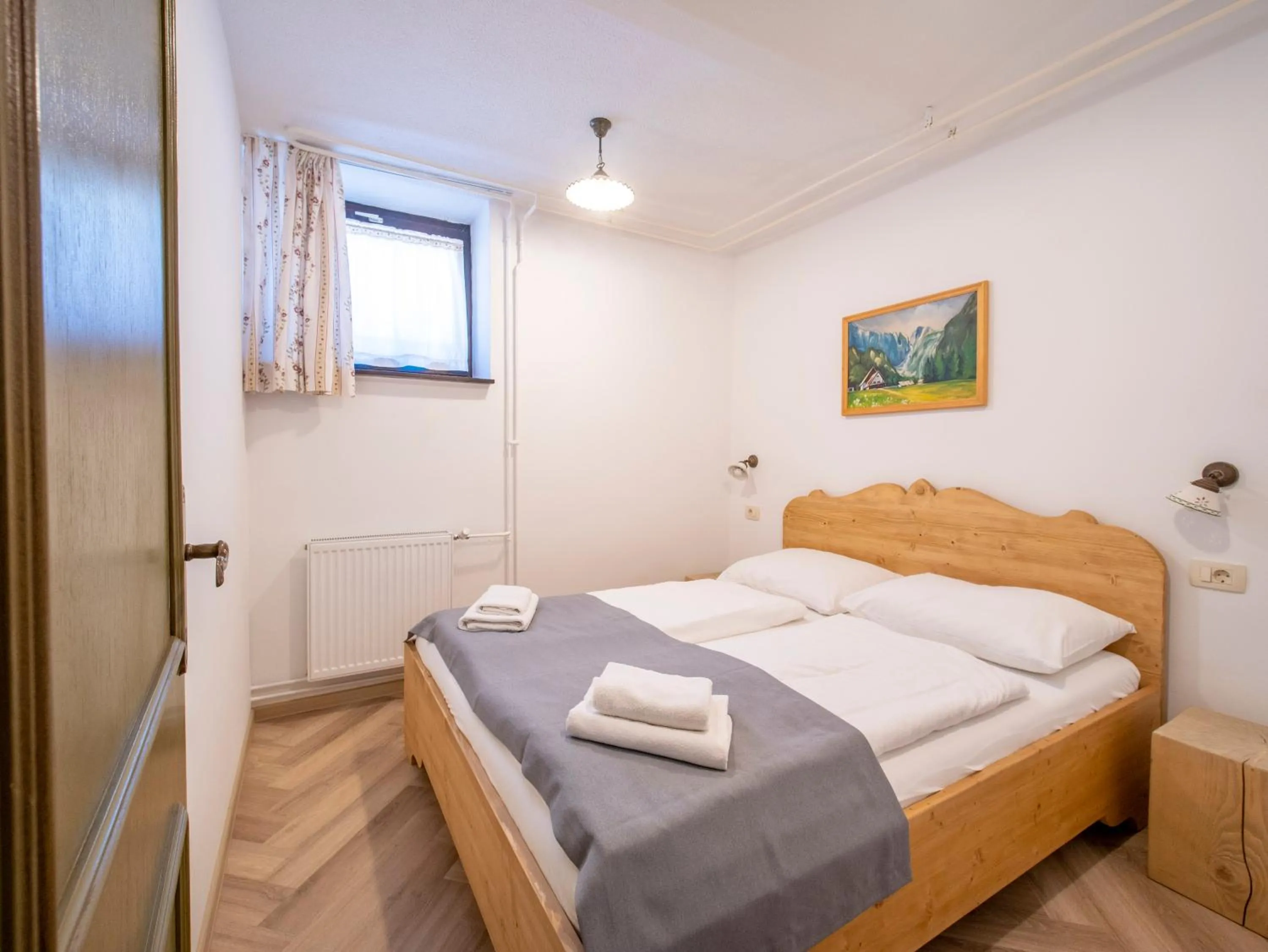 Bedroom, Bed in Berghi Hotel and Apartments