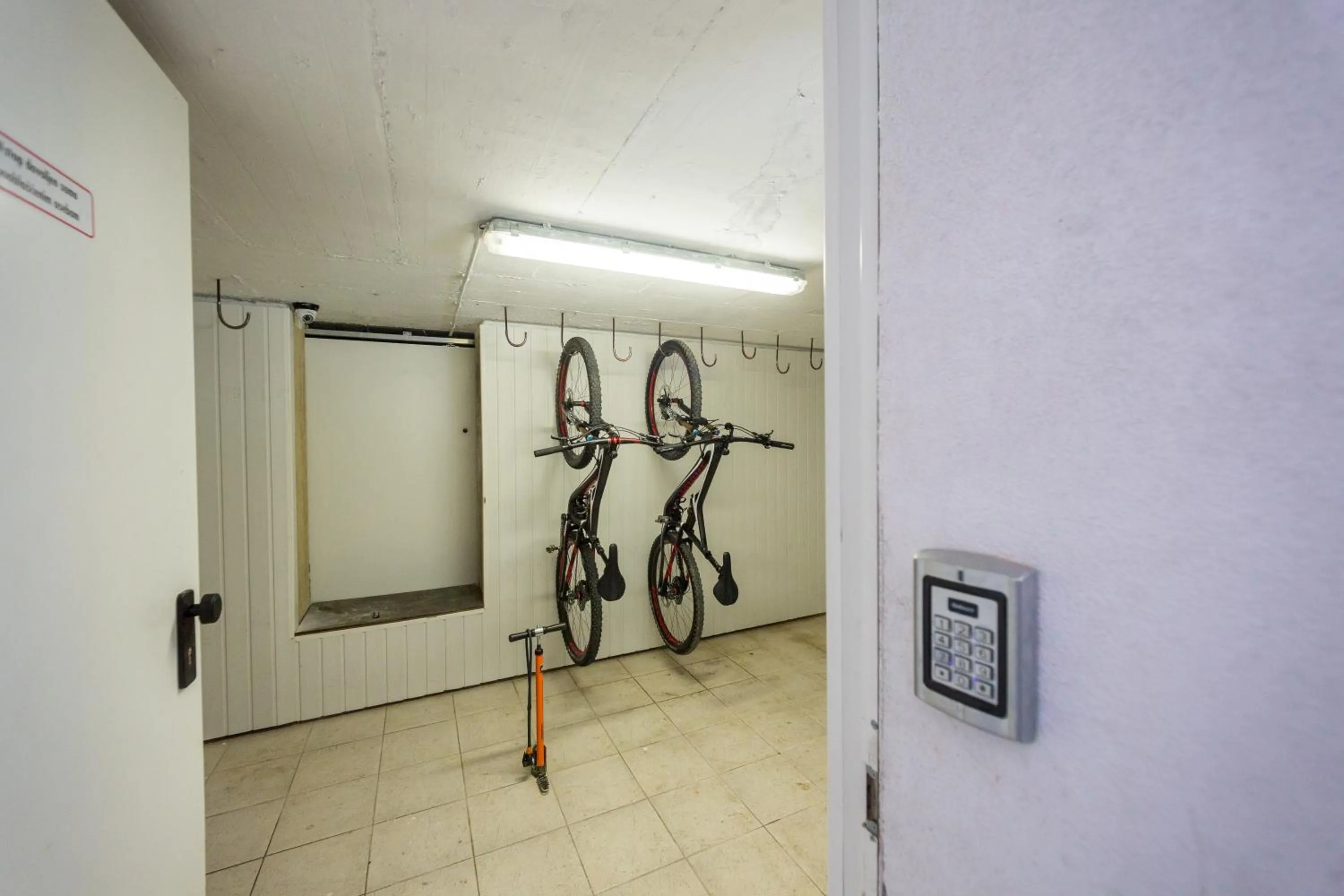 Cycling in Berghi Hotel and Apartments