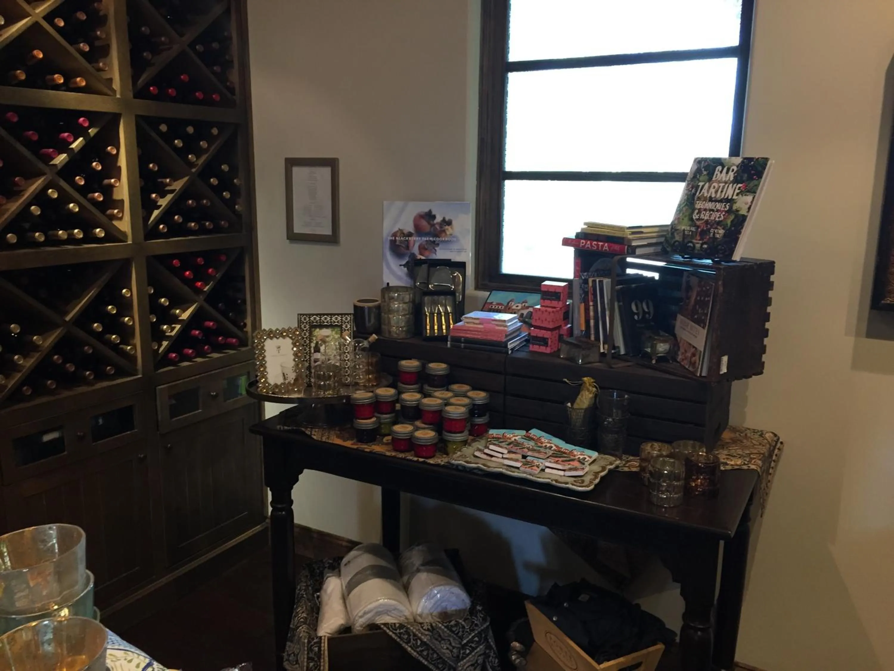 On-site shops in Ponte Vineyard Inn