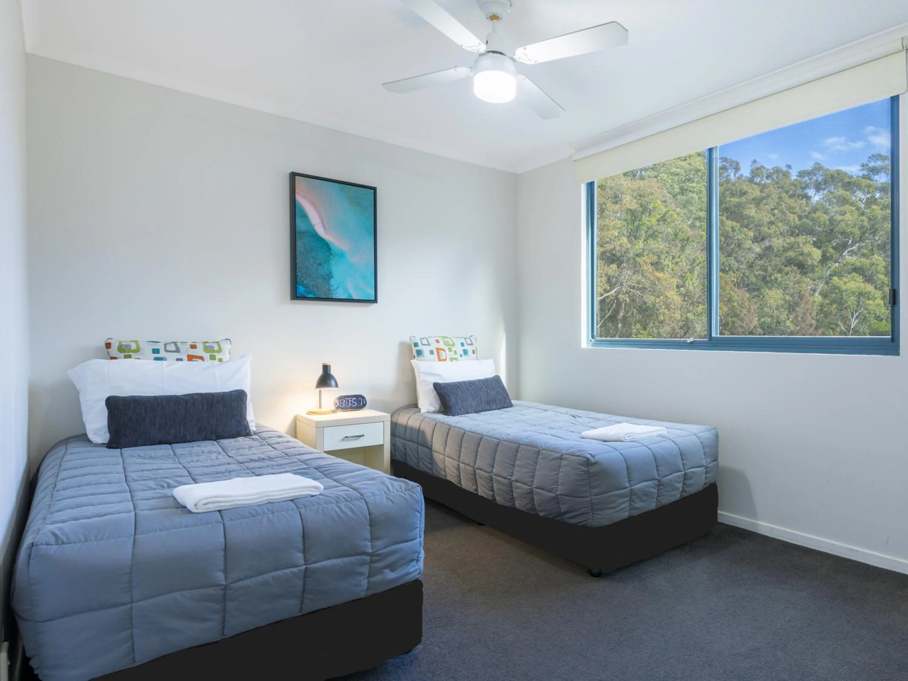 Bedroom, Bed in Landmark Resort