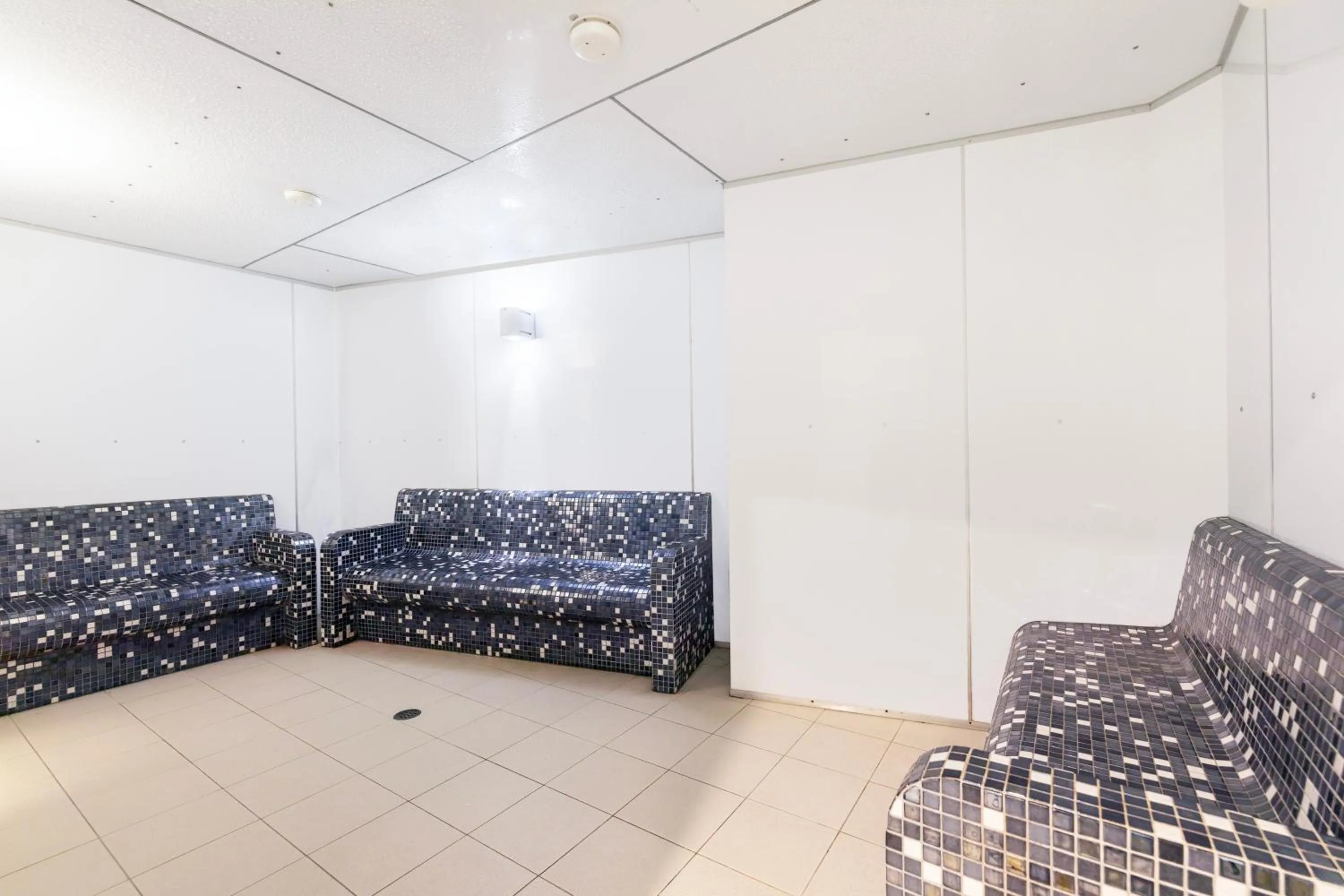 Steam room in Landmark Resort