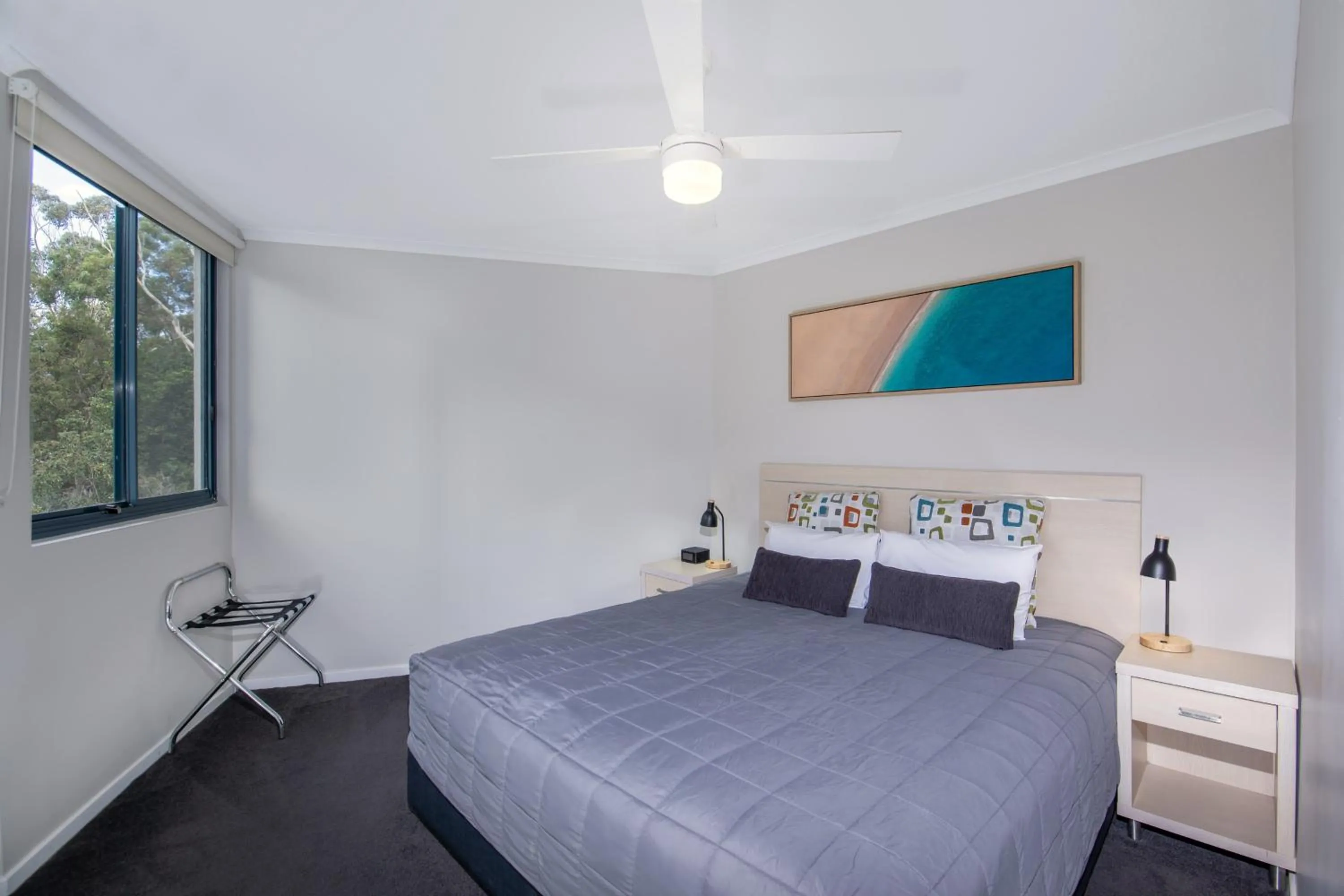 Bedroom, Bed in Landmark Resort