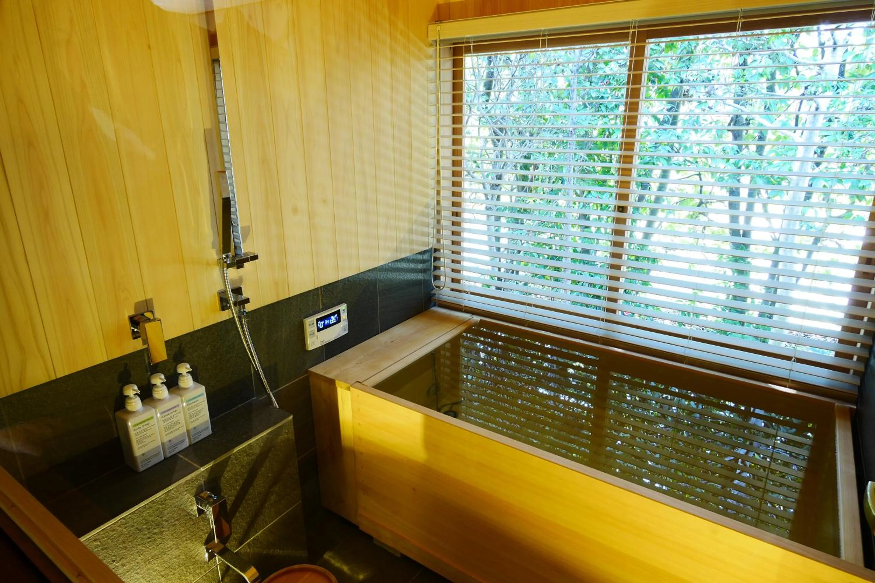 Hot Tub in NIPPONIA HOTEL NARA NARAMACHI