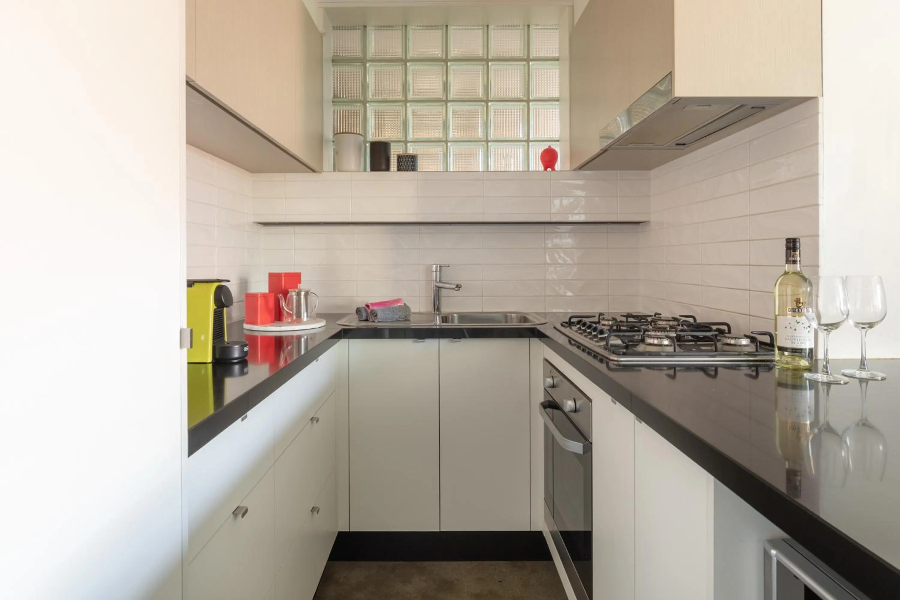 kitchen in dlux + escape@aphrasia Street near Geelong CBD
