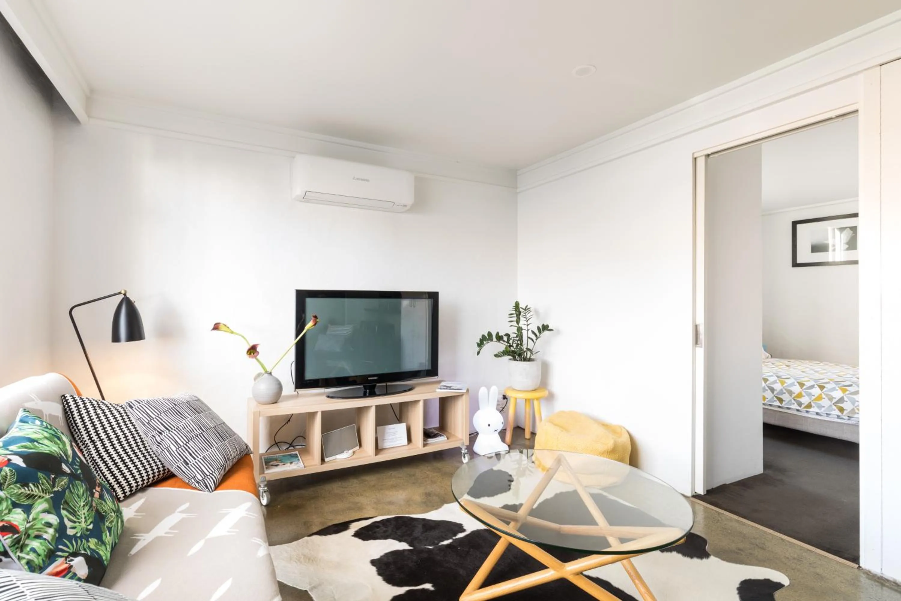 TV and multimedia in dlux + escape@aphrasia Street near Geelong CBD