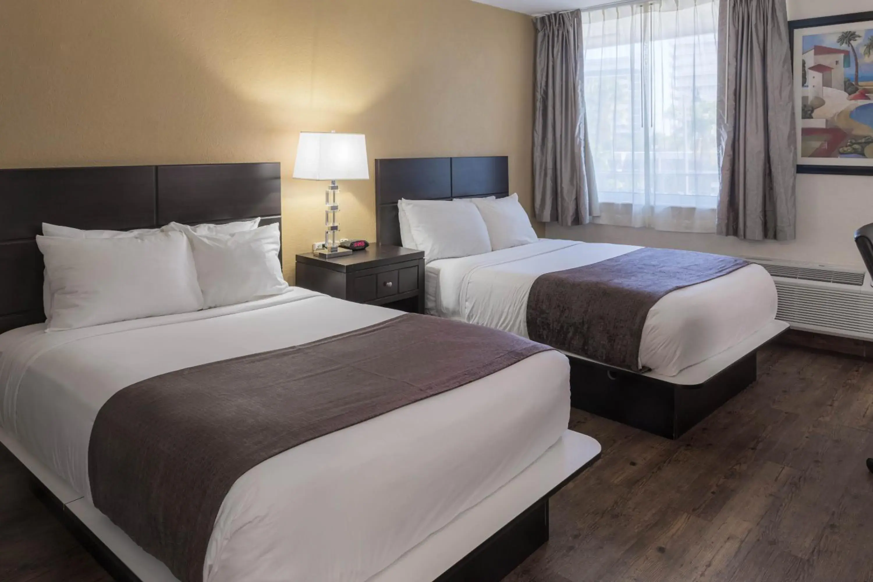 Bedroom, Bed in Ocean Reef Hotel Bedroom, Bed in Ocean Reef Hotel