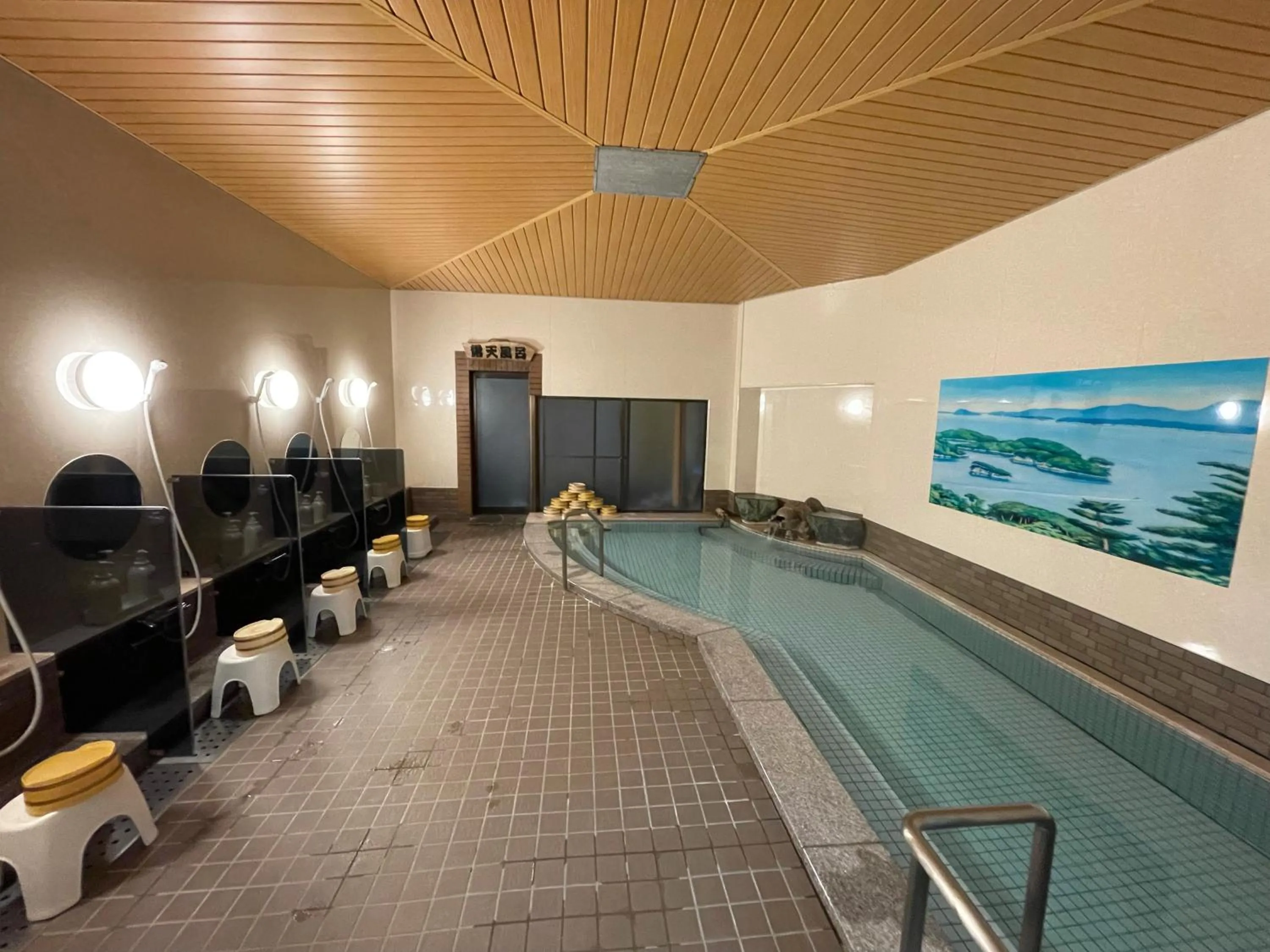 Hot Spring Bath in Hotel Daimatsuso