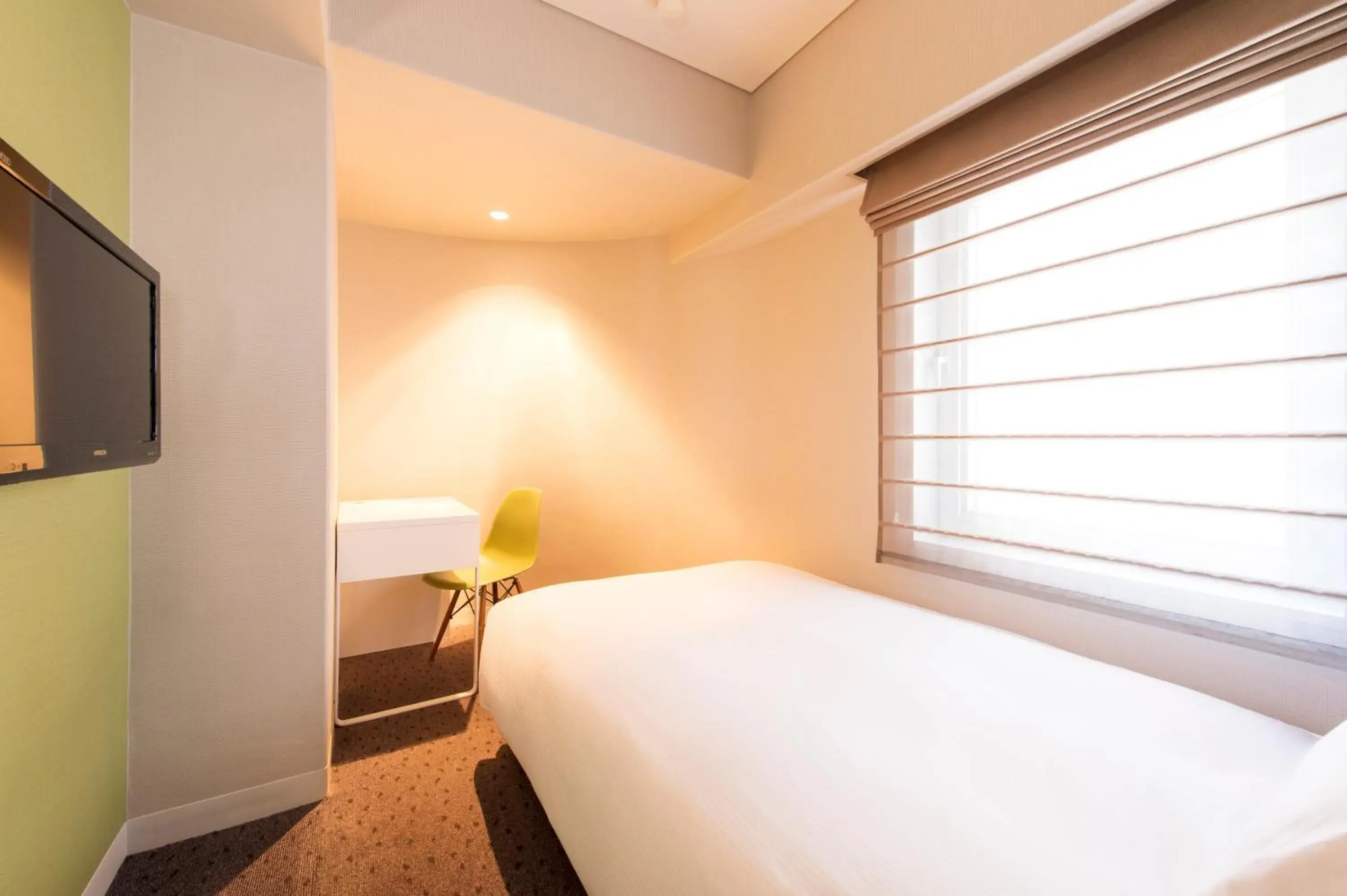 Standard Semi Double Room - Smoking in Agora Place Tokyo Asakusa Standard Semi Double Room - Smoking in Agora Place Tokyo Asakusa