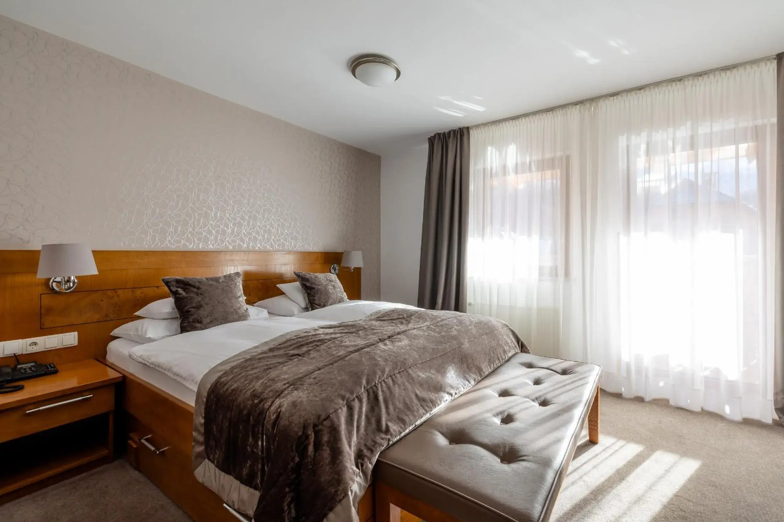 Double Room with Balcony in Hotel Lipa Double Room with Balcony in Hotel Lipa