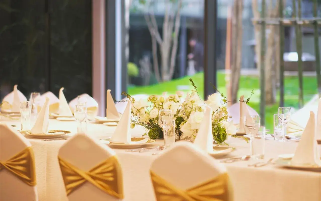 Restaurant/places to eat in Shanghai Parkyard Hotel Restaurant/places to eat in Shanghai Parkyard Hotel