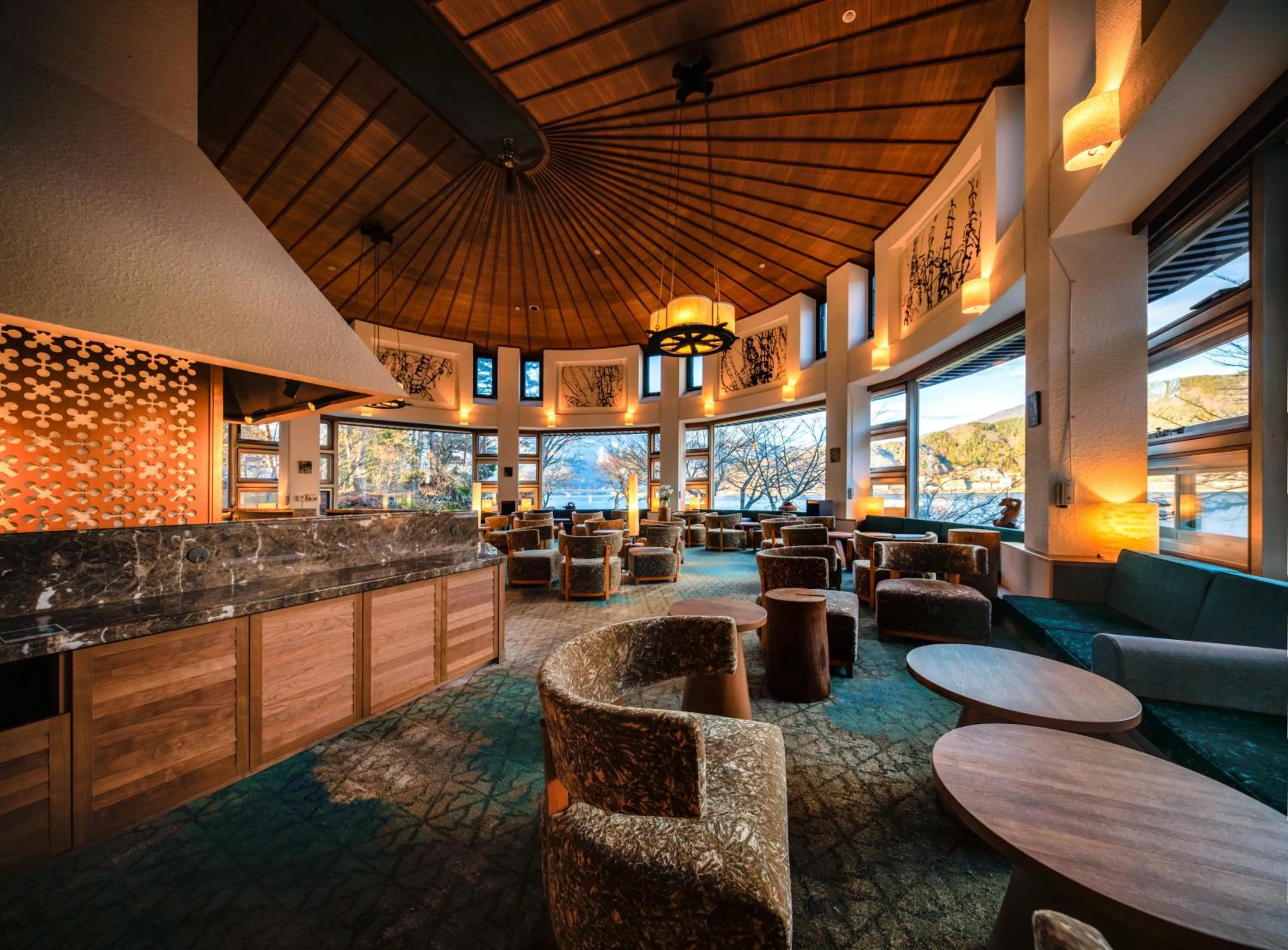 Communal lounge/ TV room in Fuji Lake Hotel