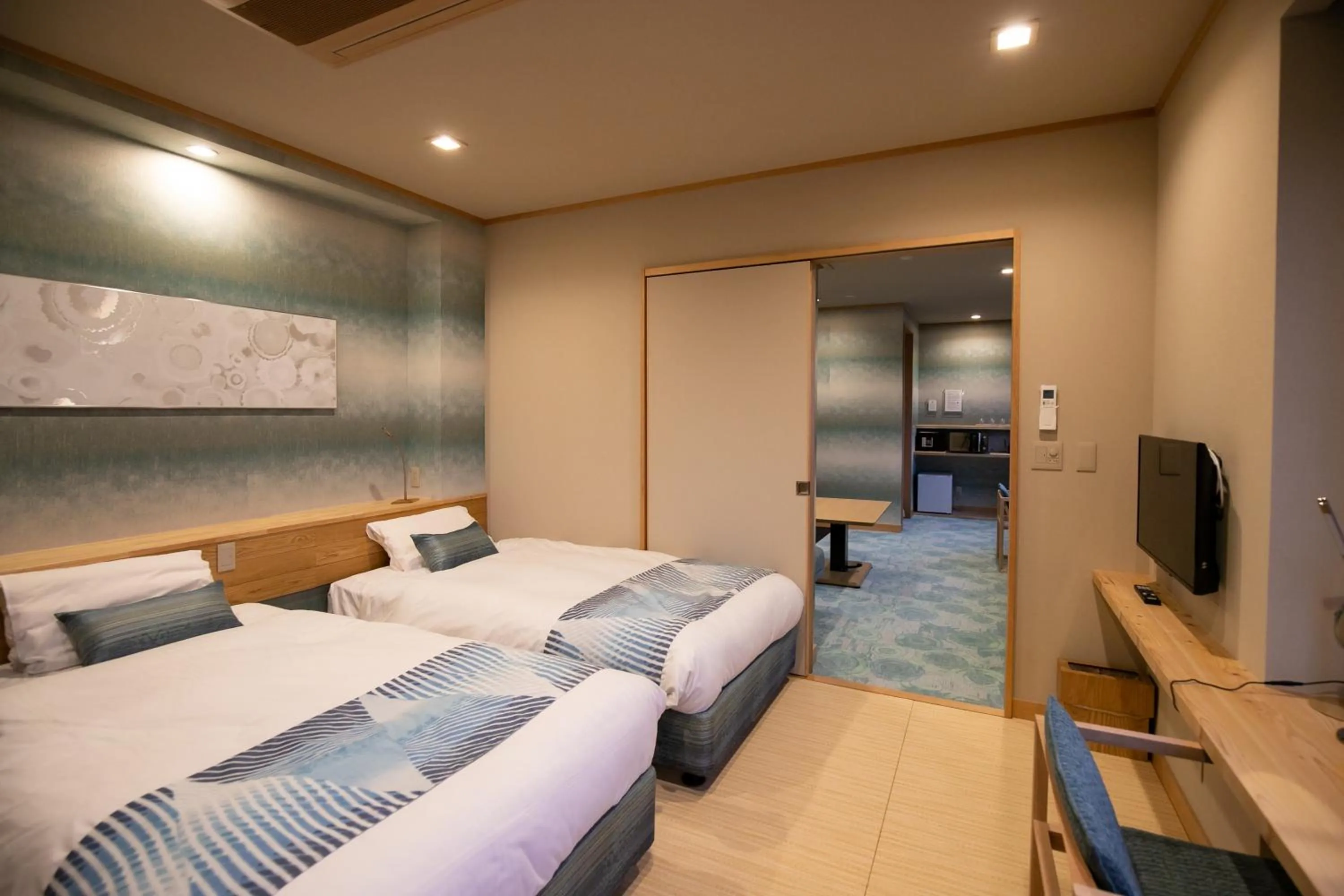 Bedroom, Bed in Fuji Lake Hotel