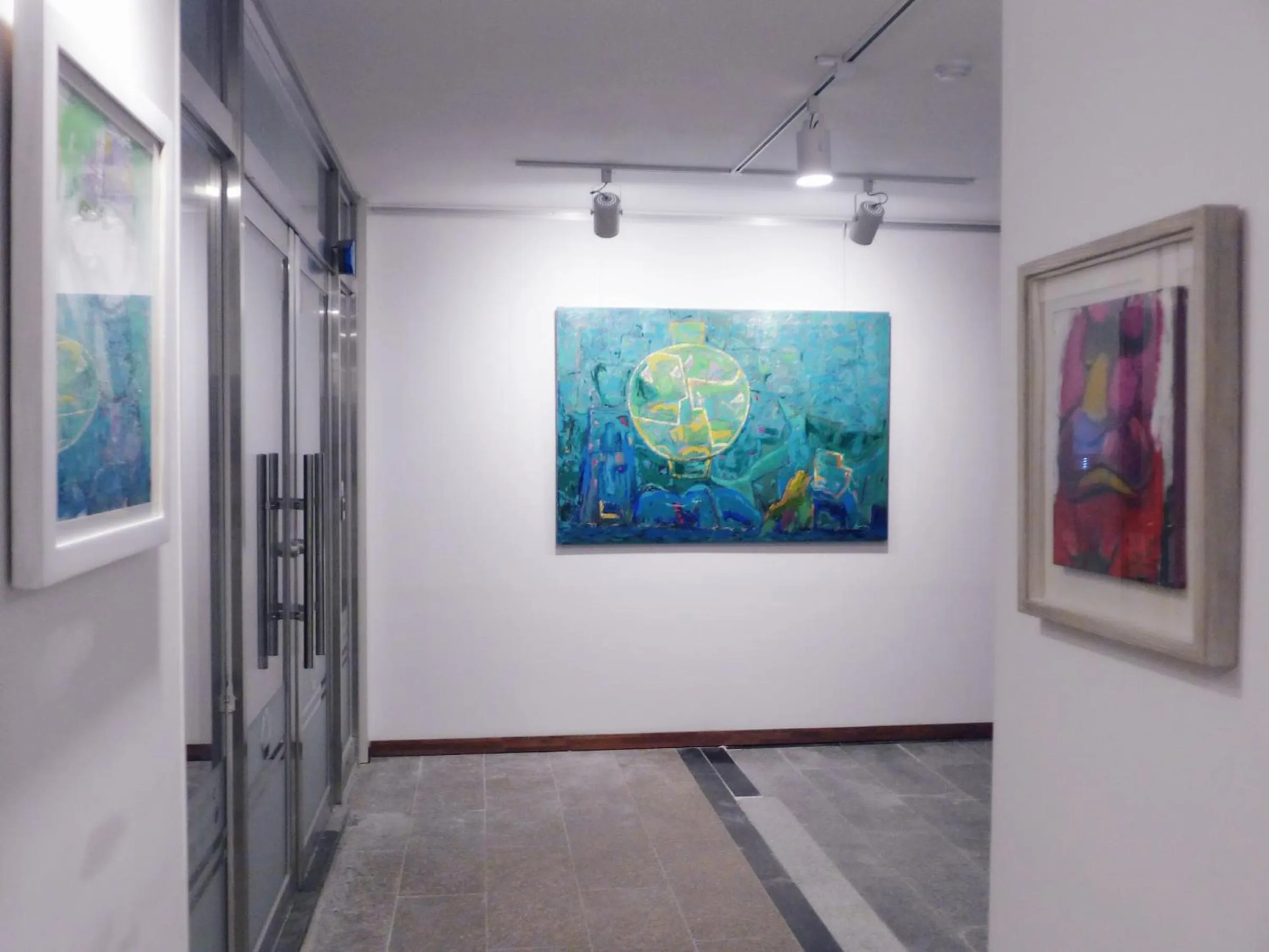 Gallery Family Hotel