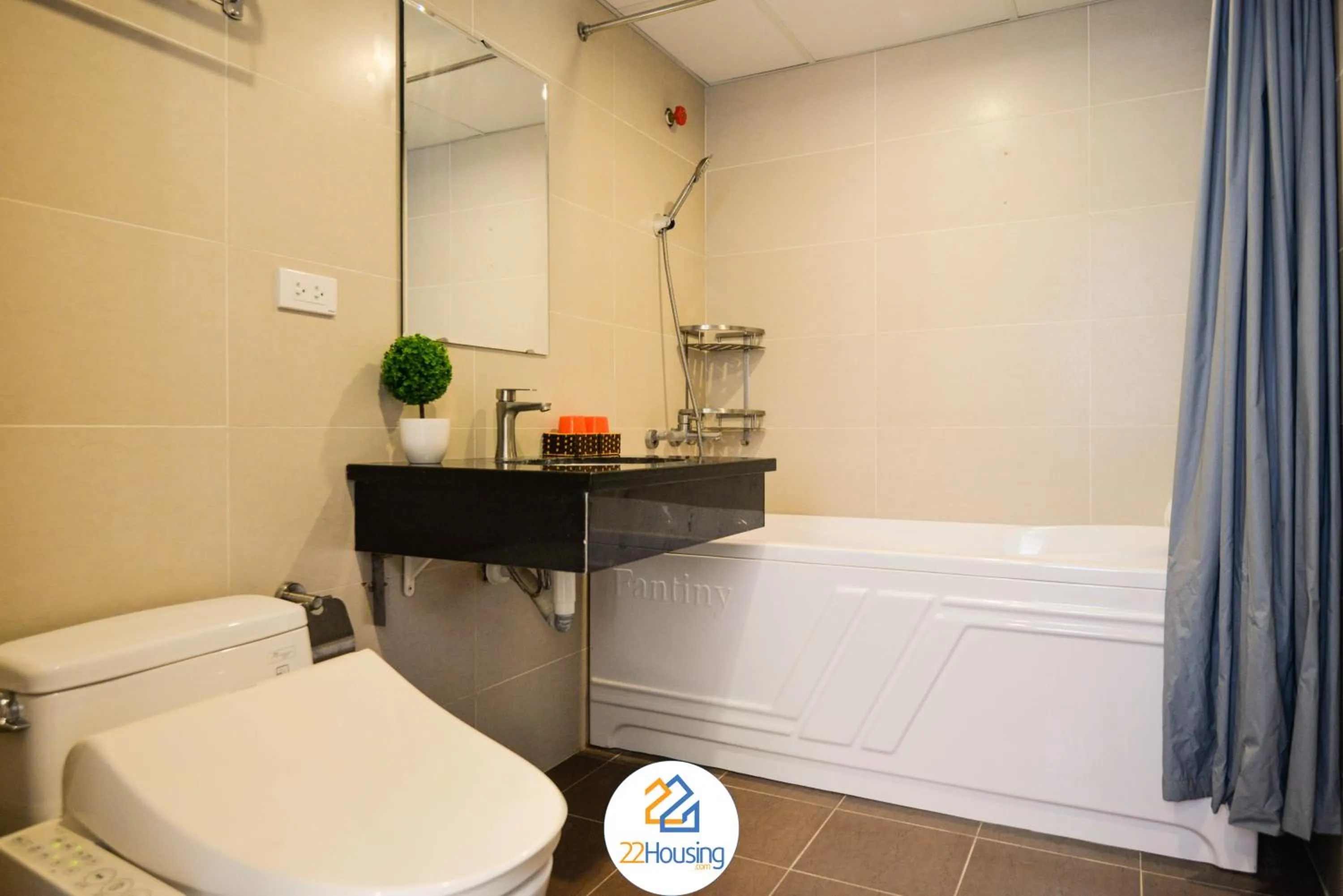 Shower in 22Housing luxury Hotel & Residence 39 Linh Lang