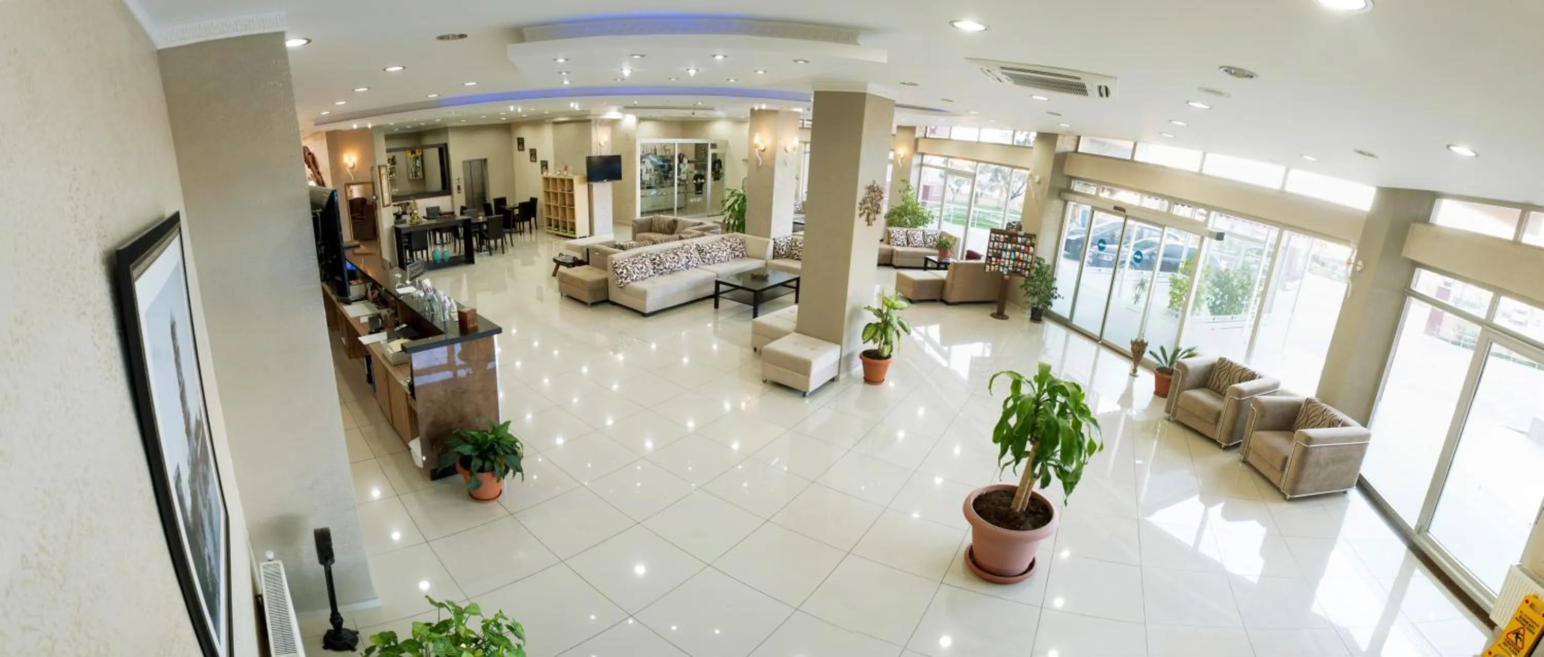 Lobby or reception in Hotel Zileli