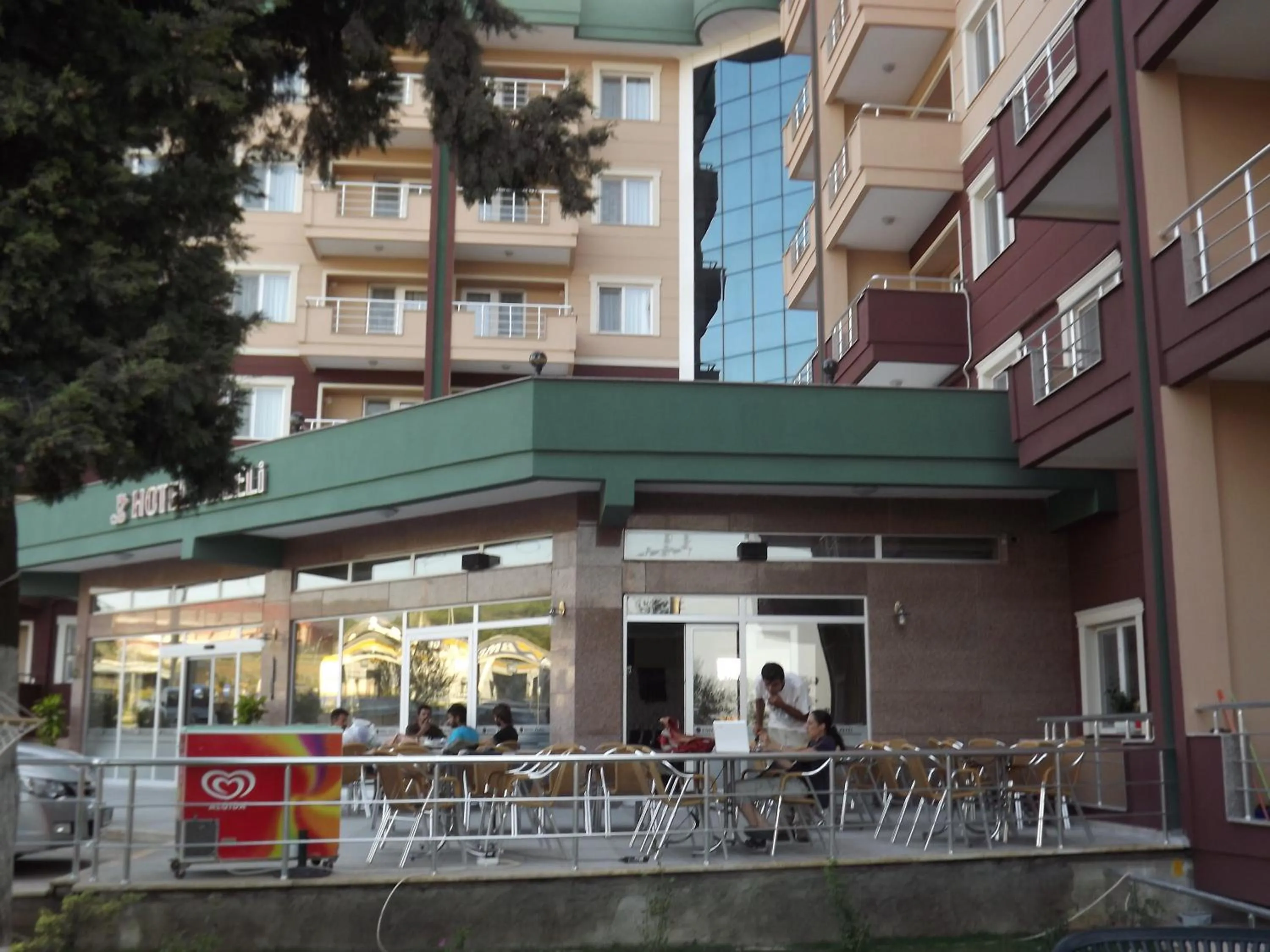 Restaurant/places to eat in Hotel Zileli