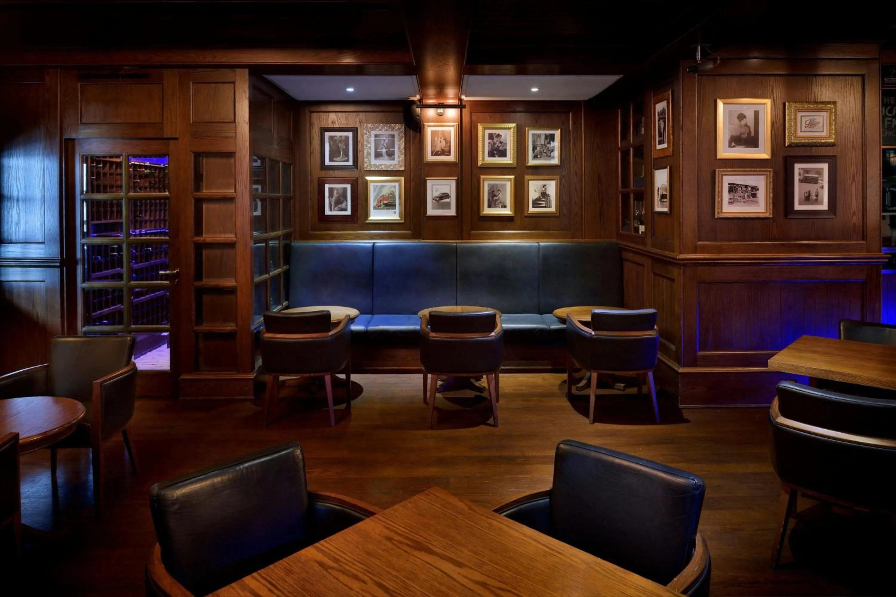 Restaurant/places to eat in Sheraton The Walk, Dubai