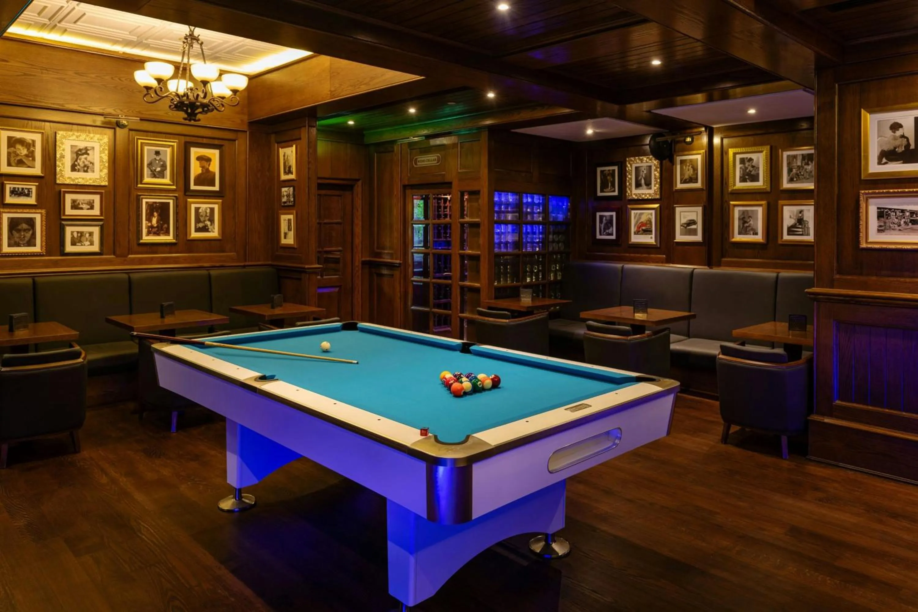 Restaurant/places to eat in Sheraton The Walk, Dubai