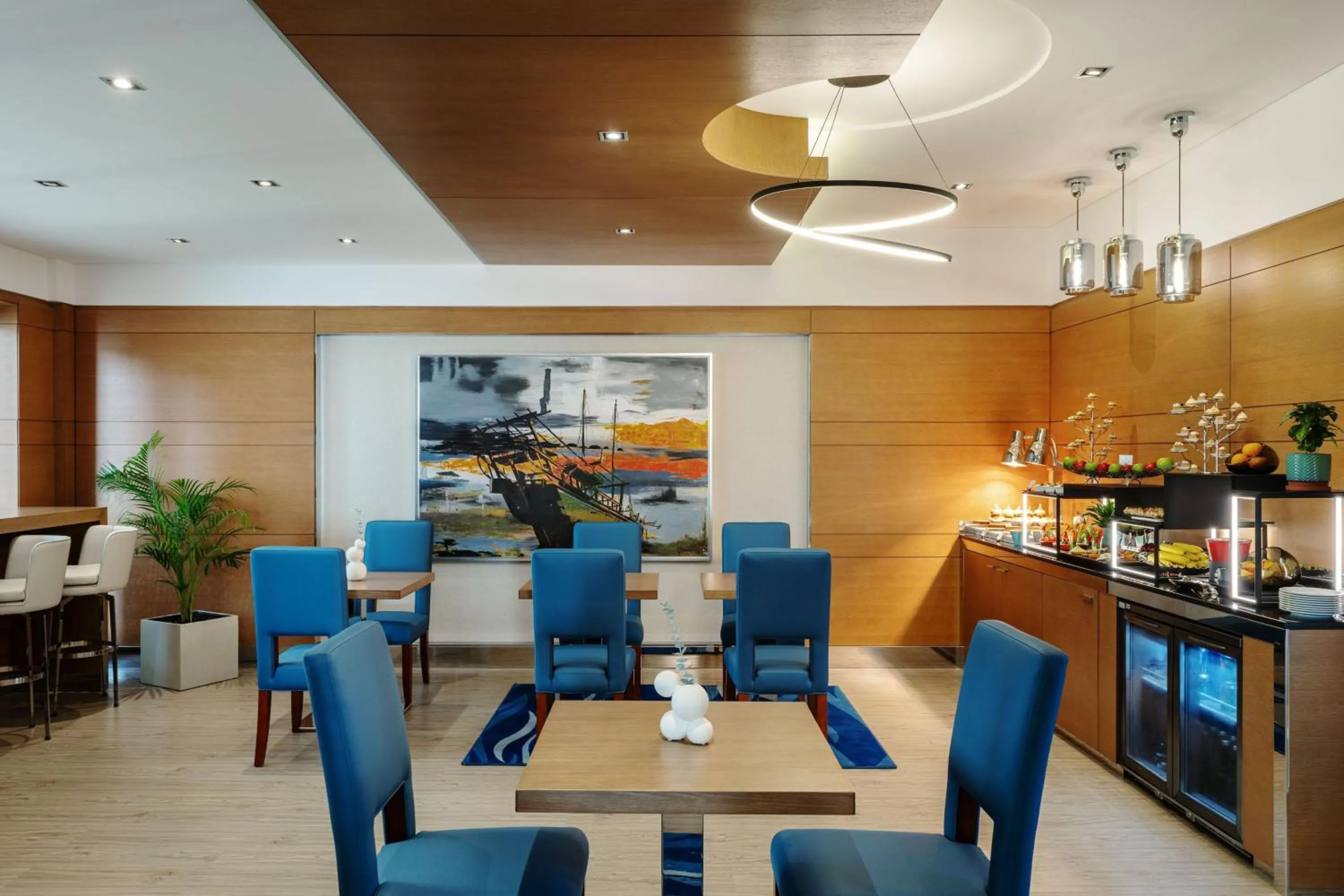 Lounge or bar in Delta Hotels by Marriott Jumeirah Beach, Dubai