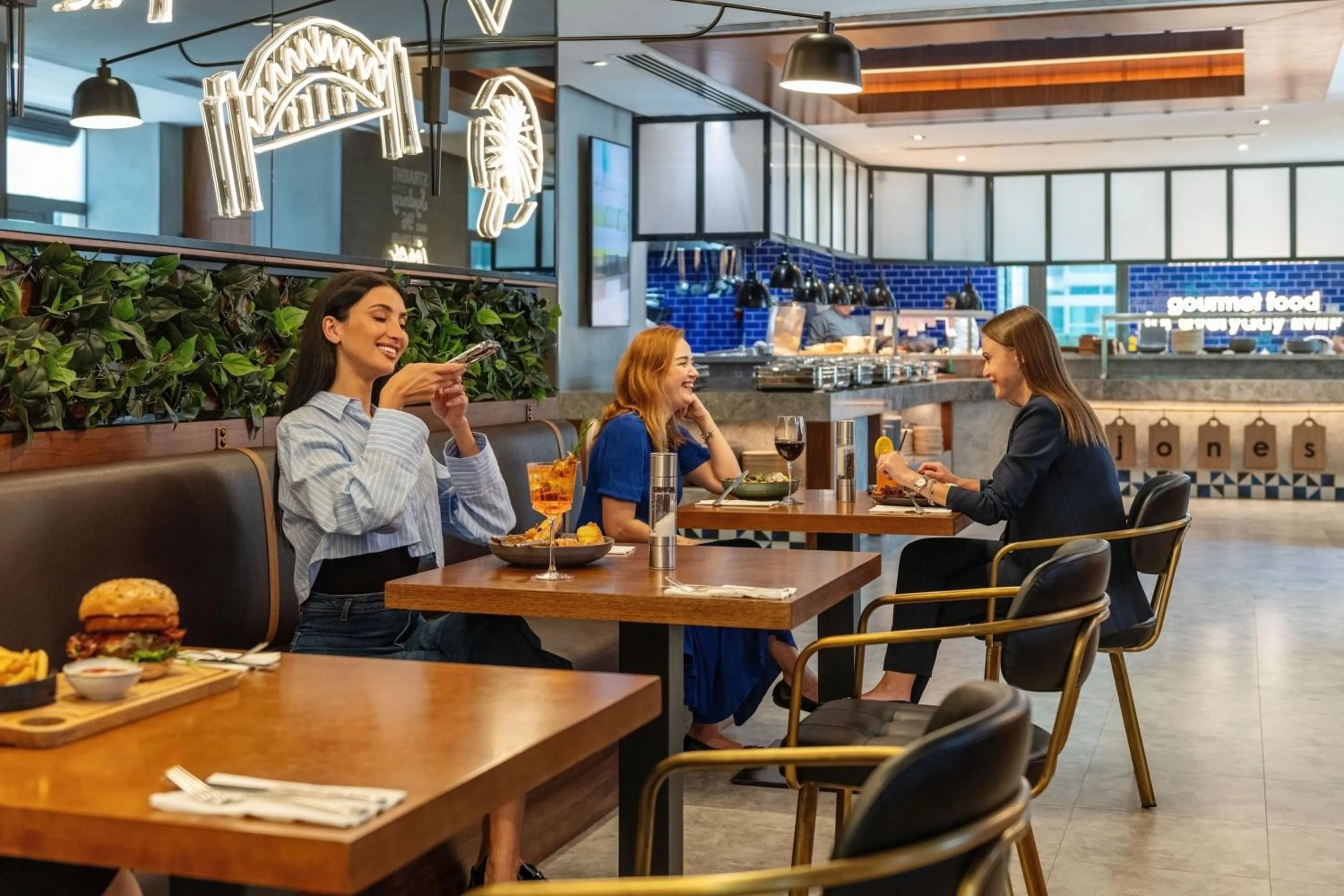 Restaurant/places to eat in Delta Hotels by Marriott Jumeirah Beach, Dubai