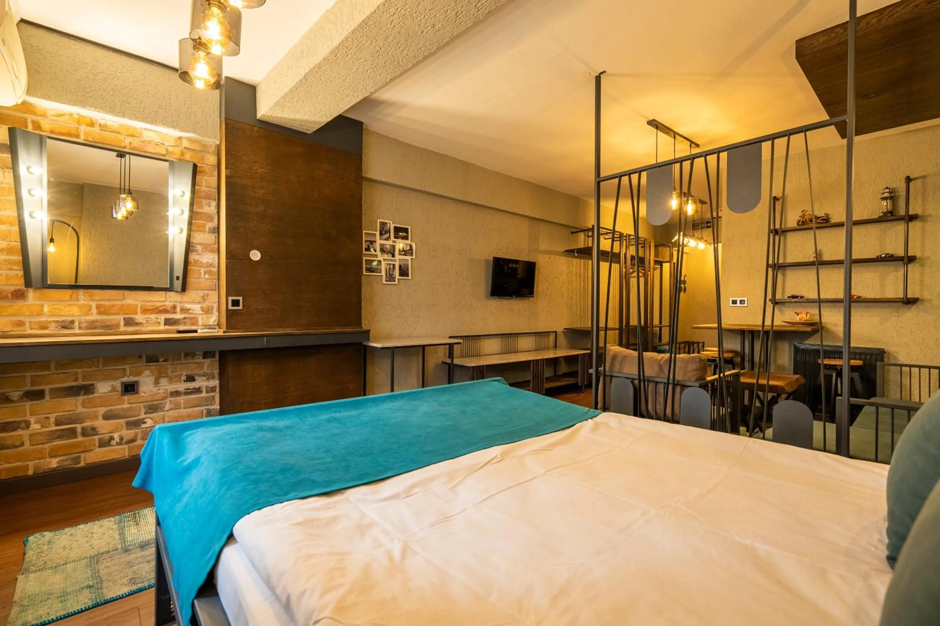 Photo of the whole room, Bed in Cube Suites