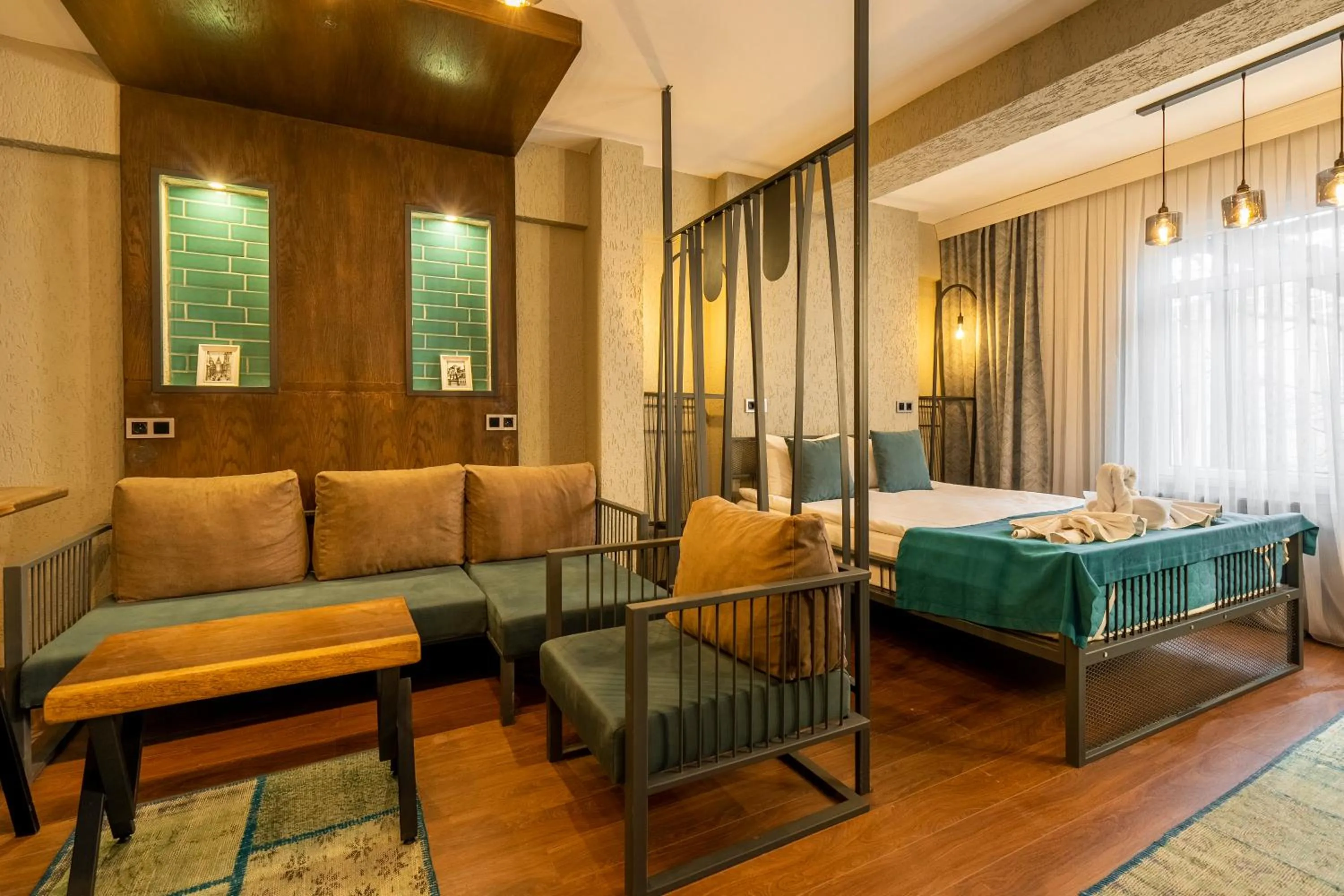 Photo of the whole room, Bed in Cube Suites