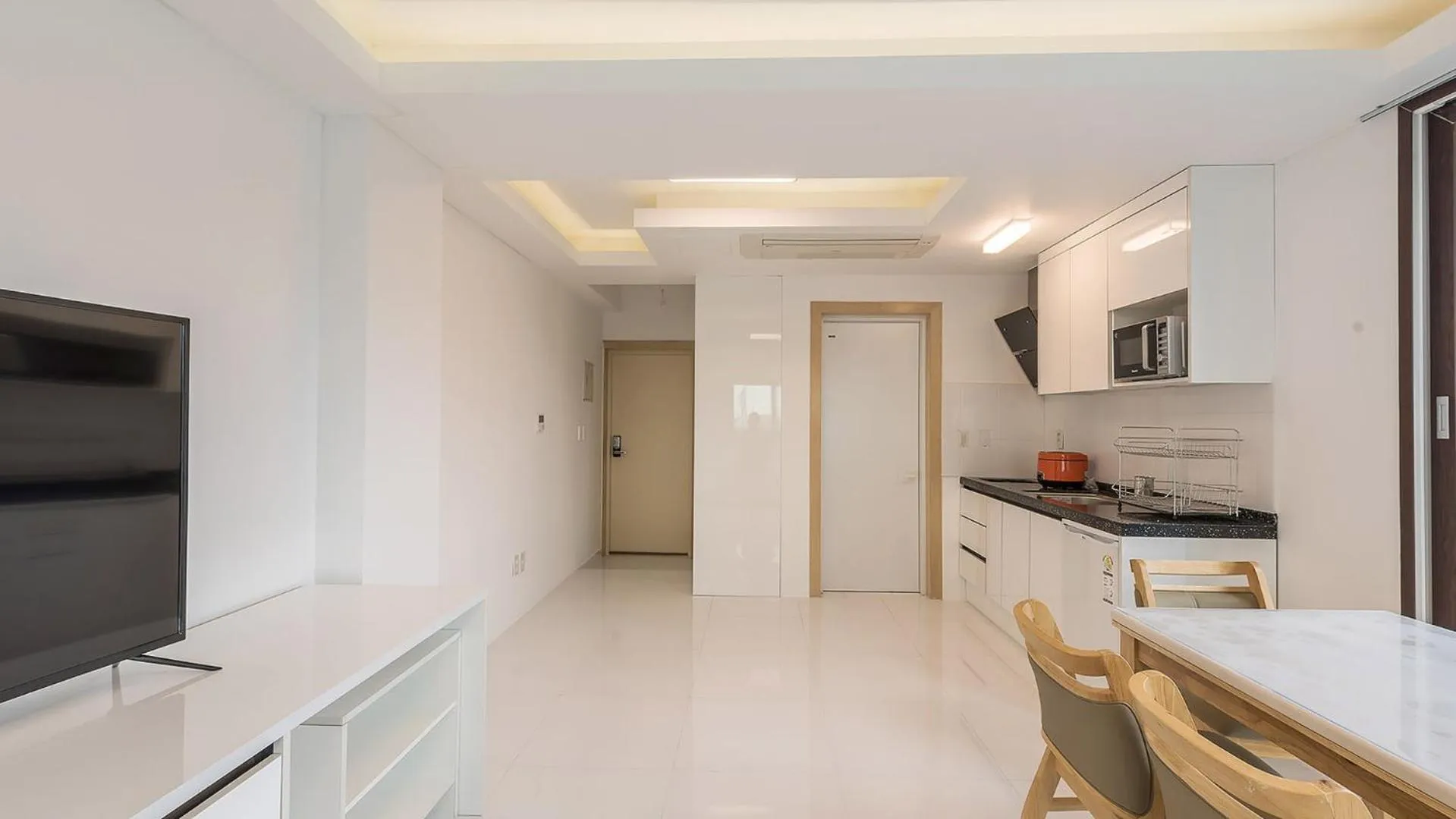 Kitchen or kitchenette, Kitchen/Kitchenette in Castle Pool Resort