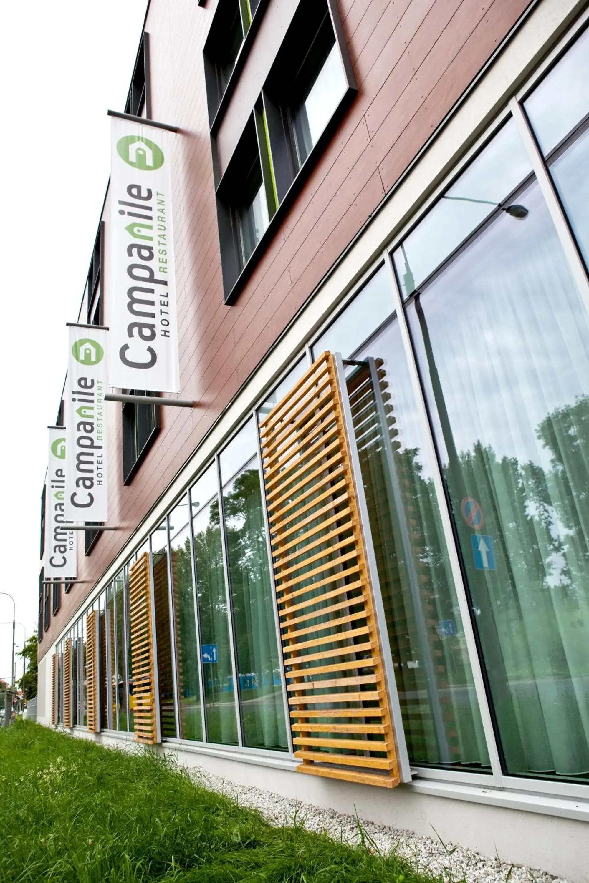 Facade/entrance in Campanile Wroclaw Centrum Facade/entrance in Campanile Wroclaw Centrum