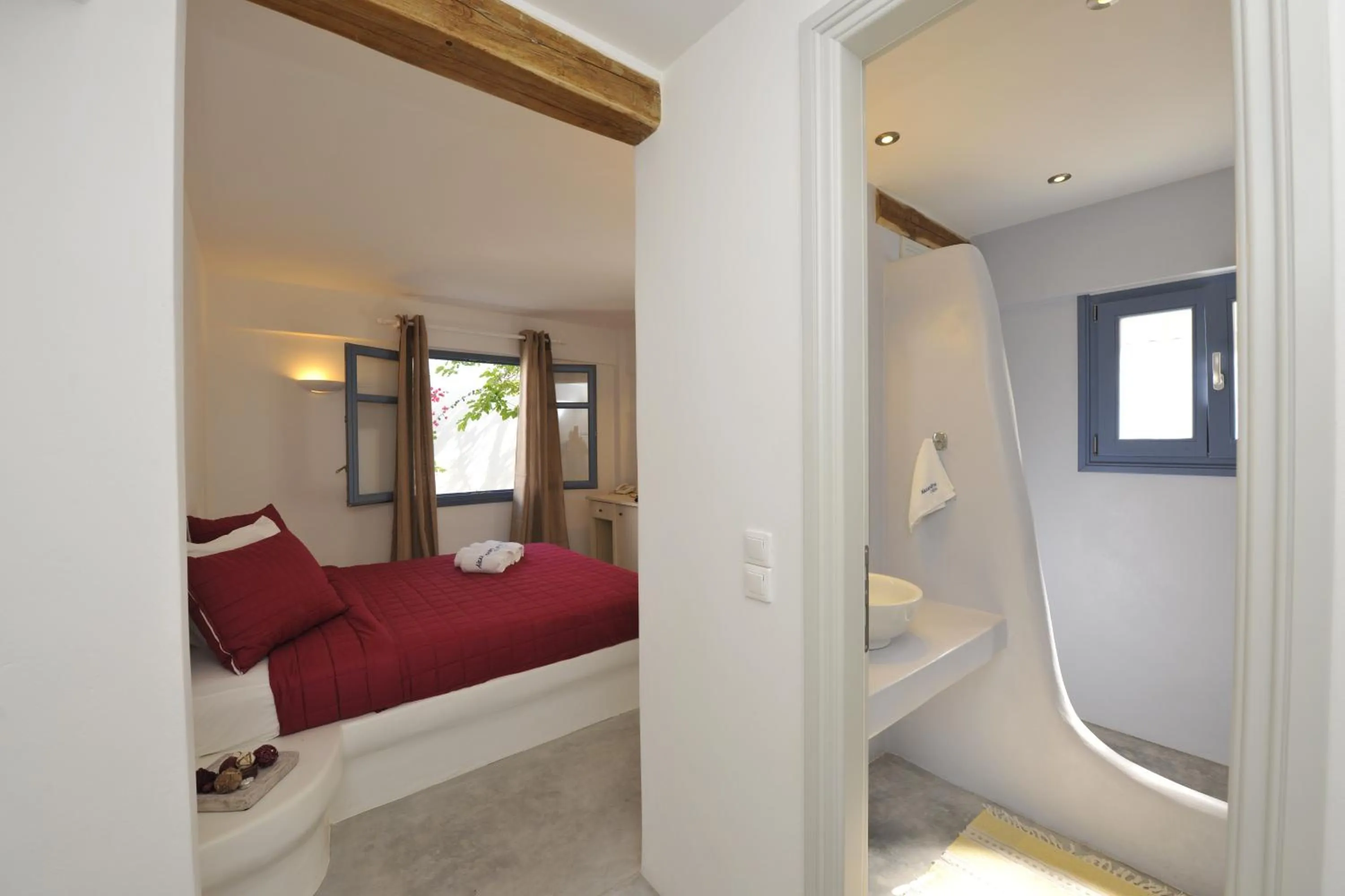 Bed in Alexandros Studios