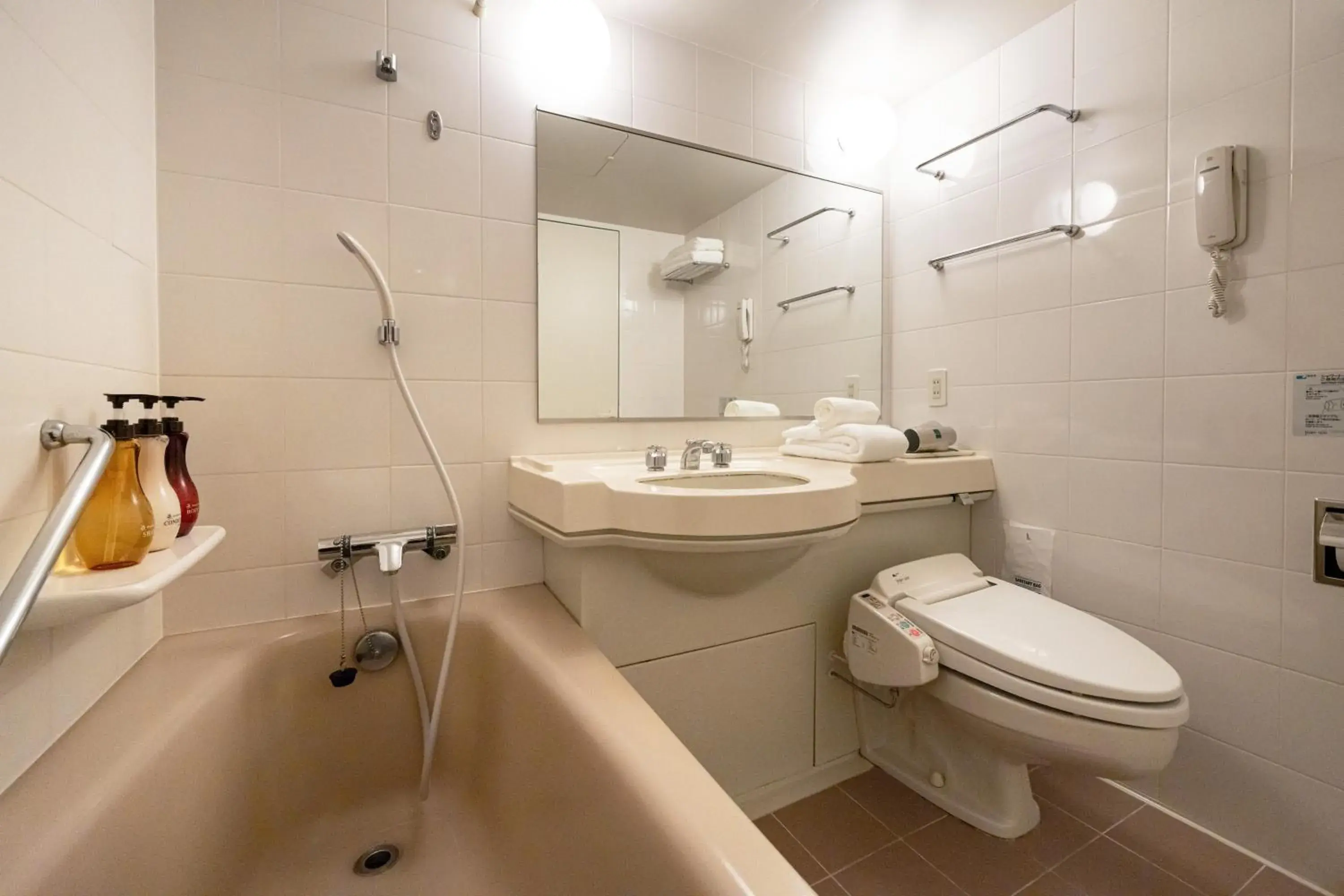 Standard Twin Room - single occupancy in Chigusa Hotel Standard Twin Room - single occupancy in Chigusa Hotel