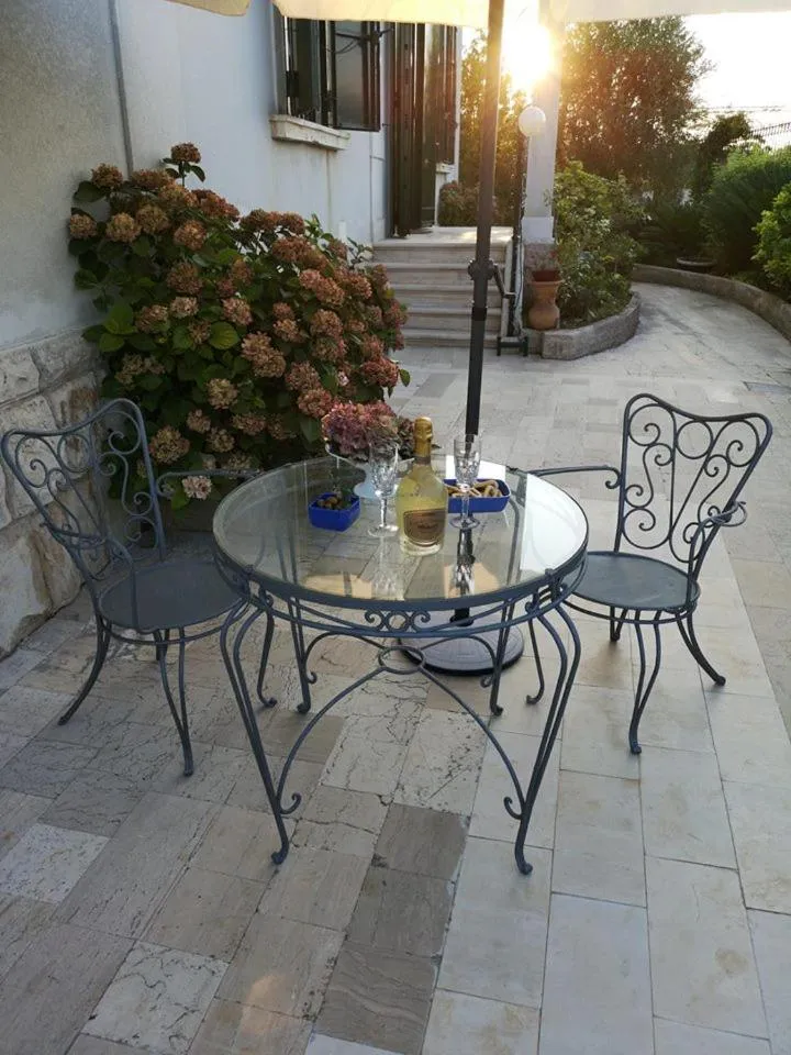 Property building in B&B villa Maria