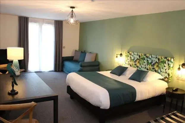 Triple Room with Terrace in Clos De La Vaupalière - Rouen Triple Room with Terrace in Clos De La Vaupalière - Rouen