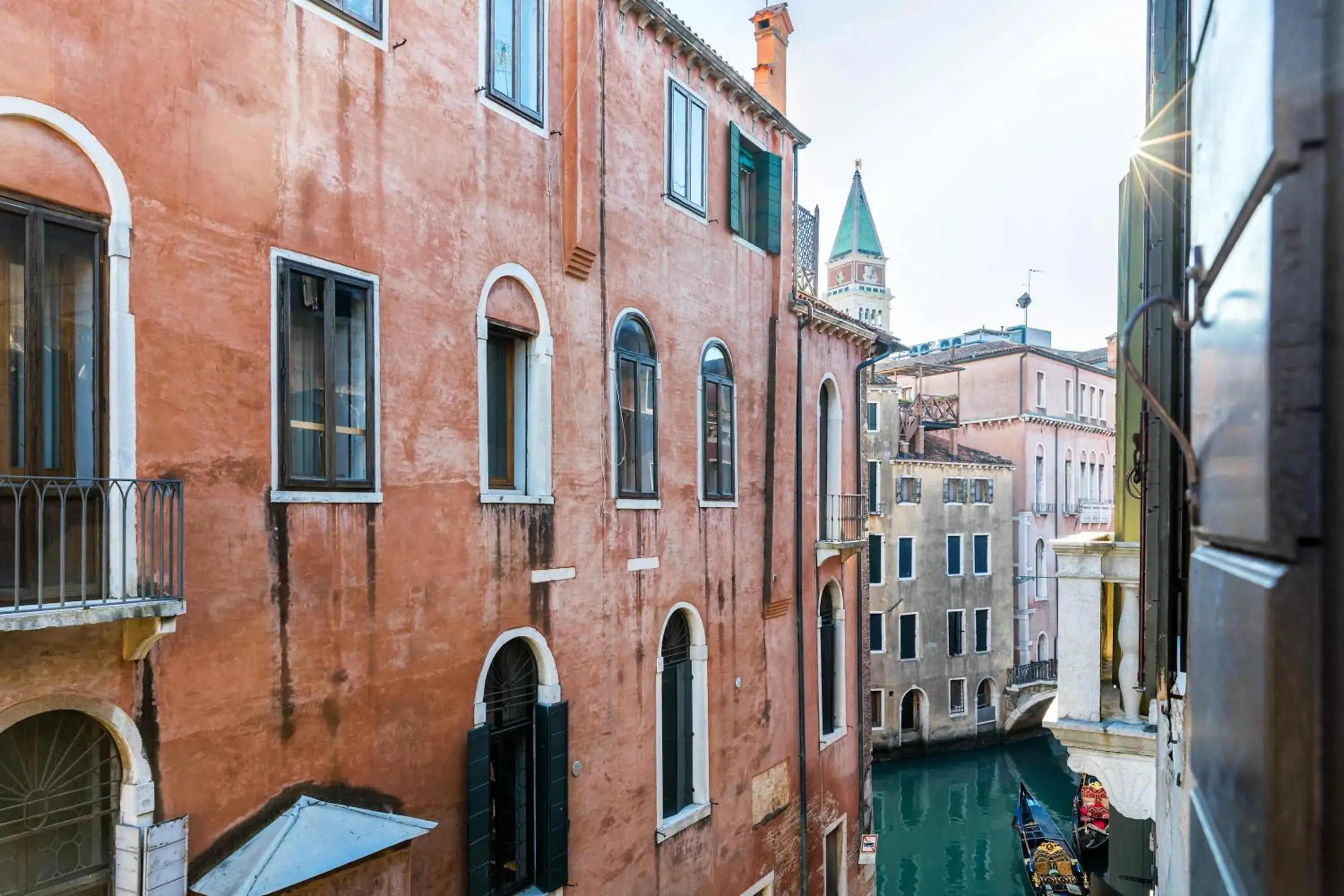 Luxury Venetian Rooms Luxury Venetian Rooms
