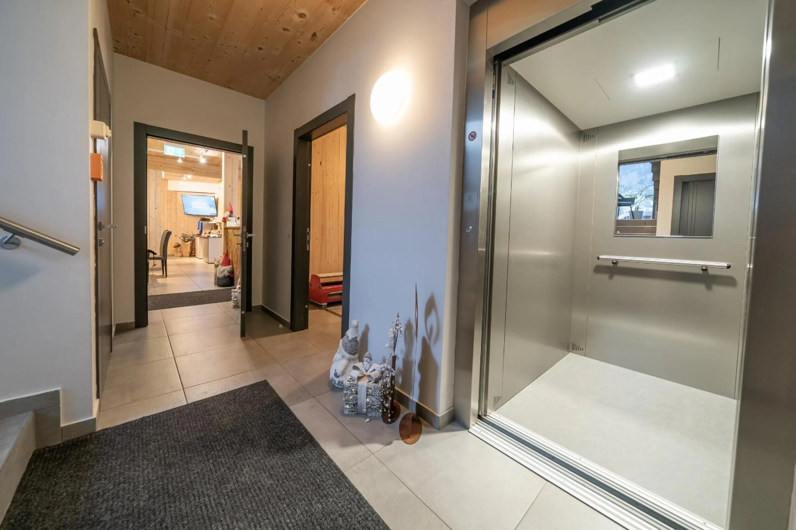 Communal lounge/ TV room in Aparthotel Zell am See (Contactless Check-In)