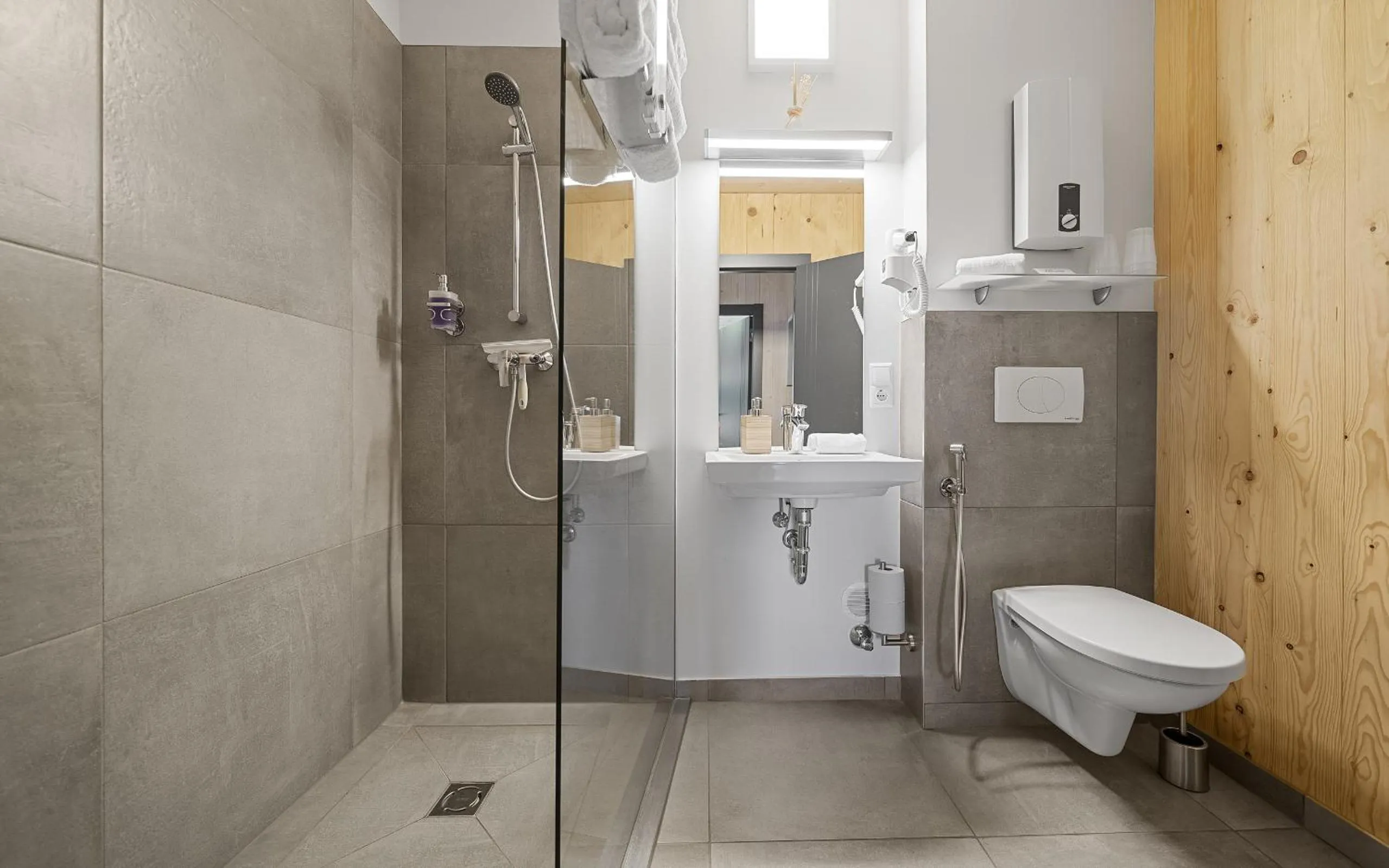 Bathroom in Aparthotel Zell am See (Contactless Check-In)