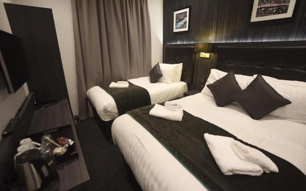 Bed in The Pack And Carriage London