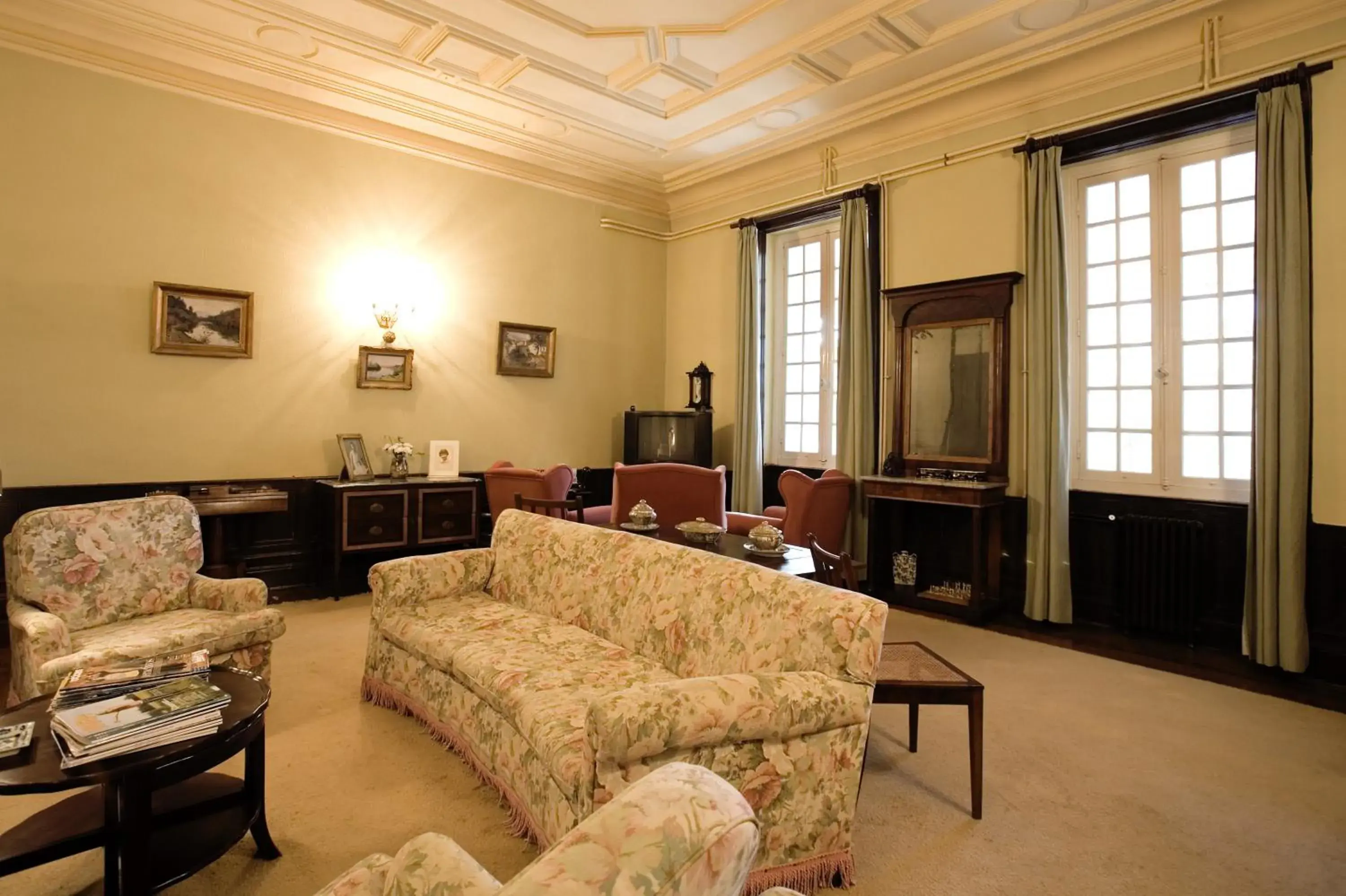 Living room in Vila Duparchy Living room in Vila Duparchy