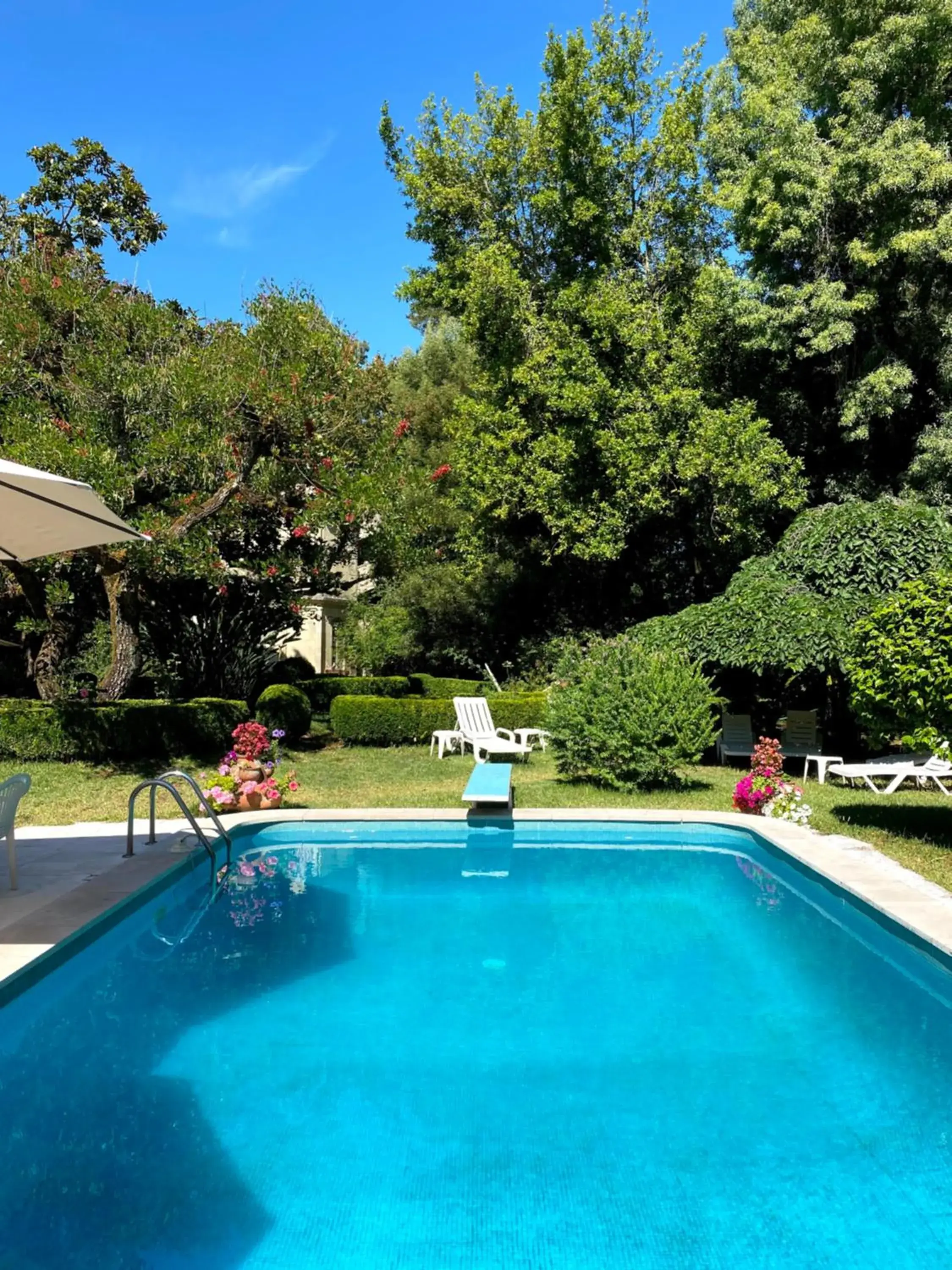 Swimming pool in Vila Duparchy Swimming pool in Vila Duparchy