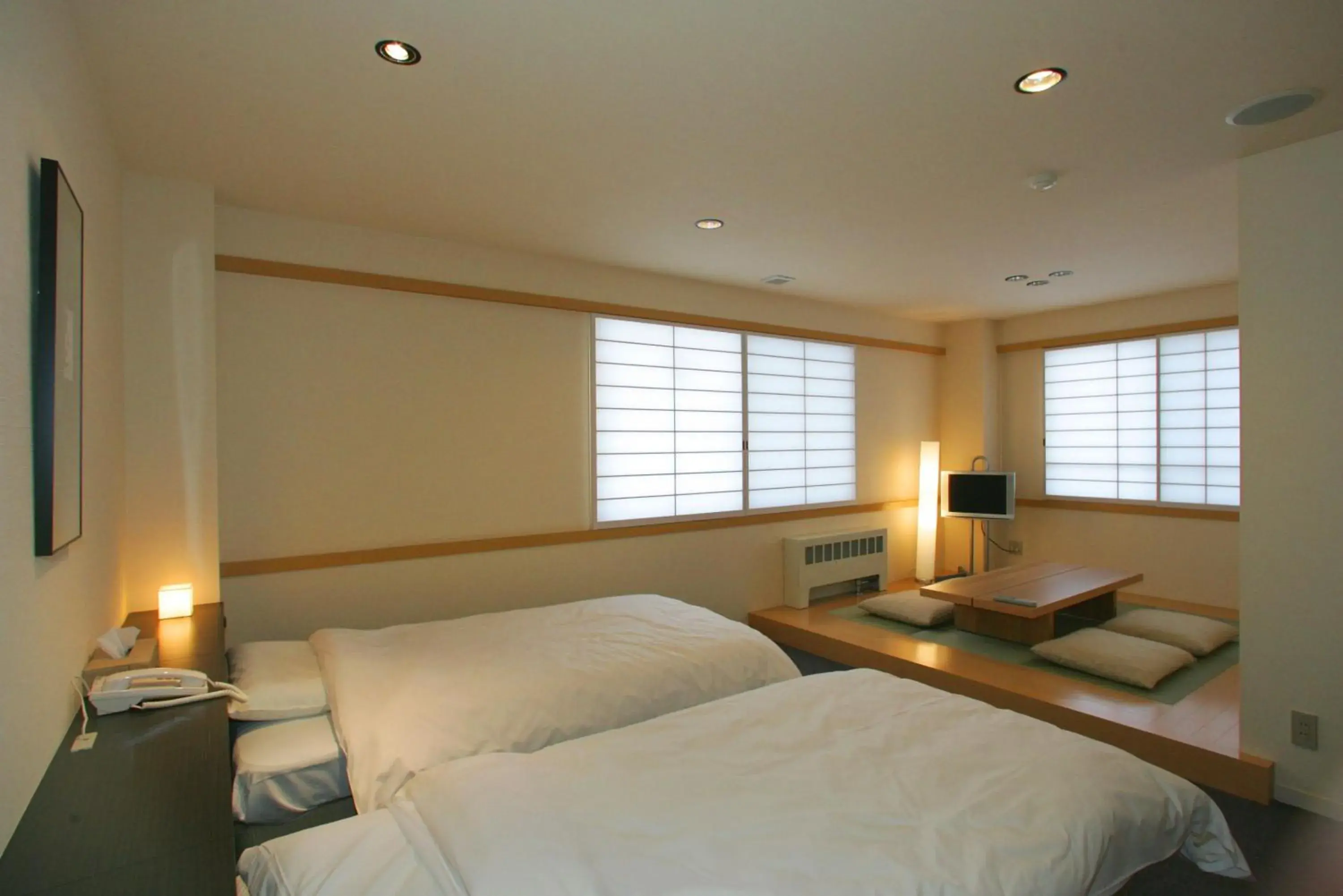 Photo of the whole room, Bed in Manza Onsen Nisshinkan Photo of the whole room, Bed in Manza Onsen Nisshinkan