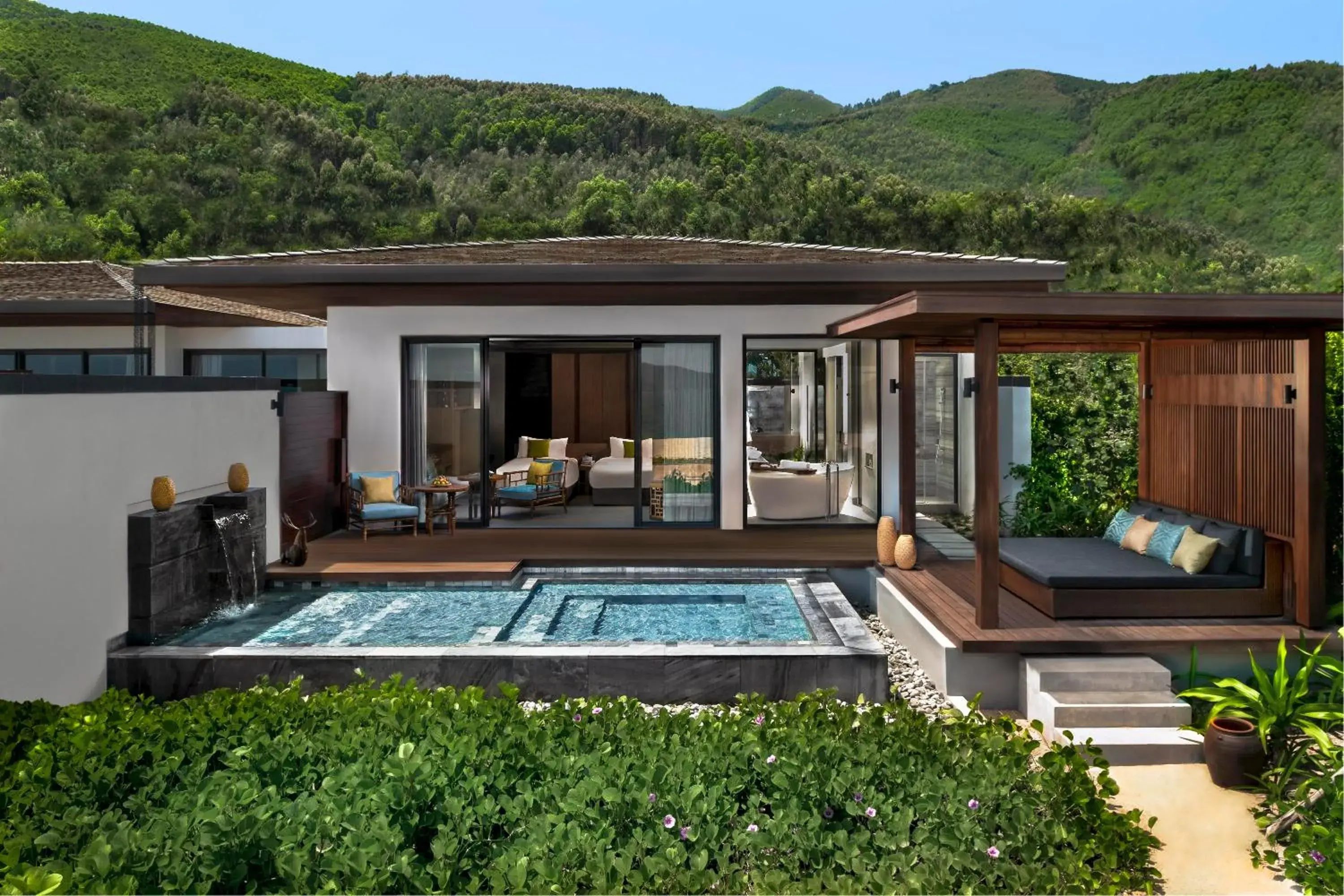 Swimming pool in Anantara Quy Nhon Villas Swimming pool in Anantara Quy Nhon Villas