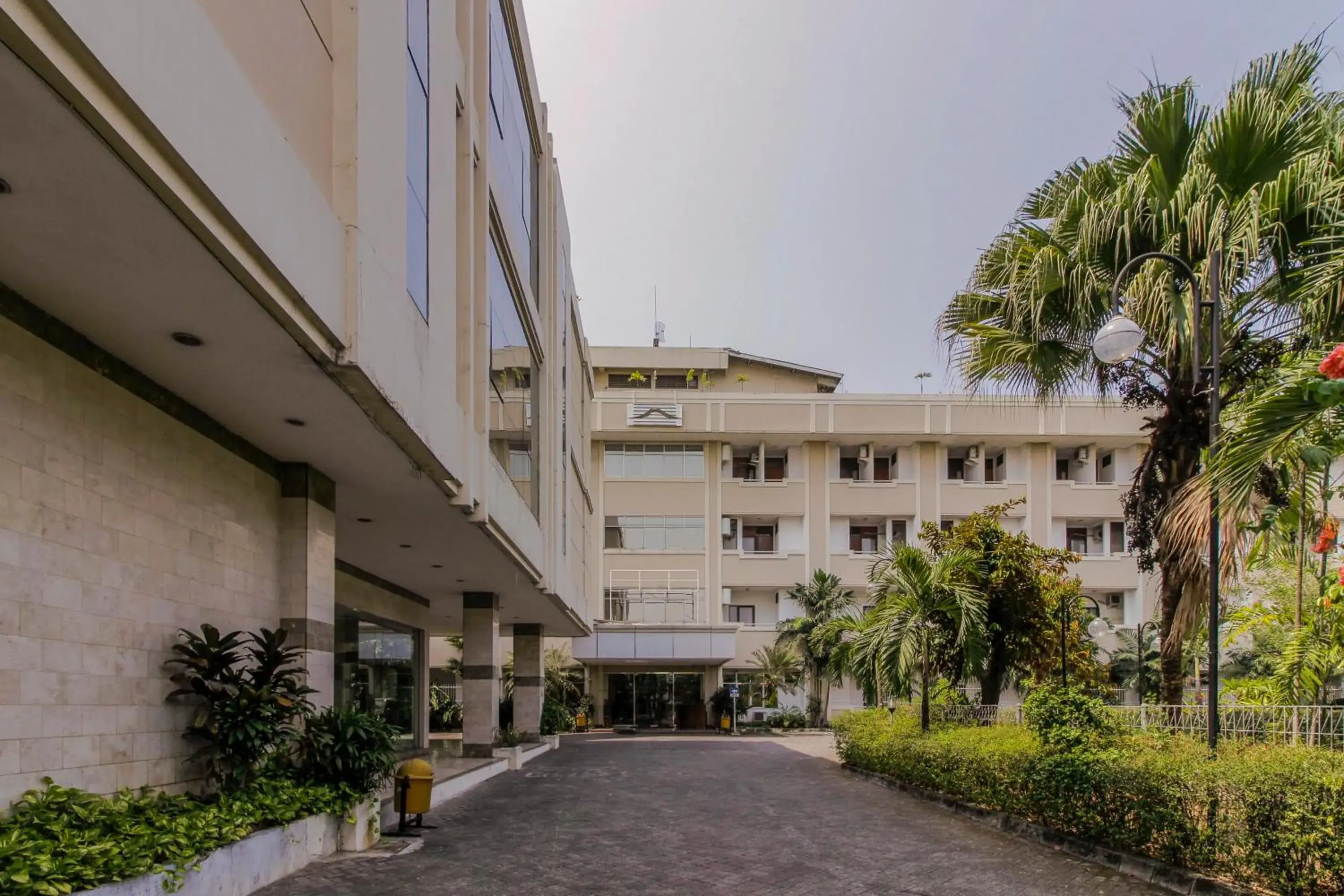 Property building in RedDoorz Plus at Pitagiri GBK Senayan Property building in RedDoorz Plus at Pitagiri GBK Senayan