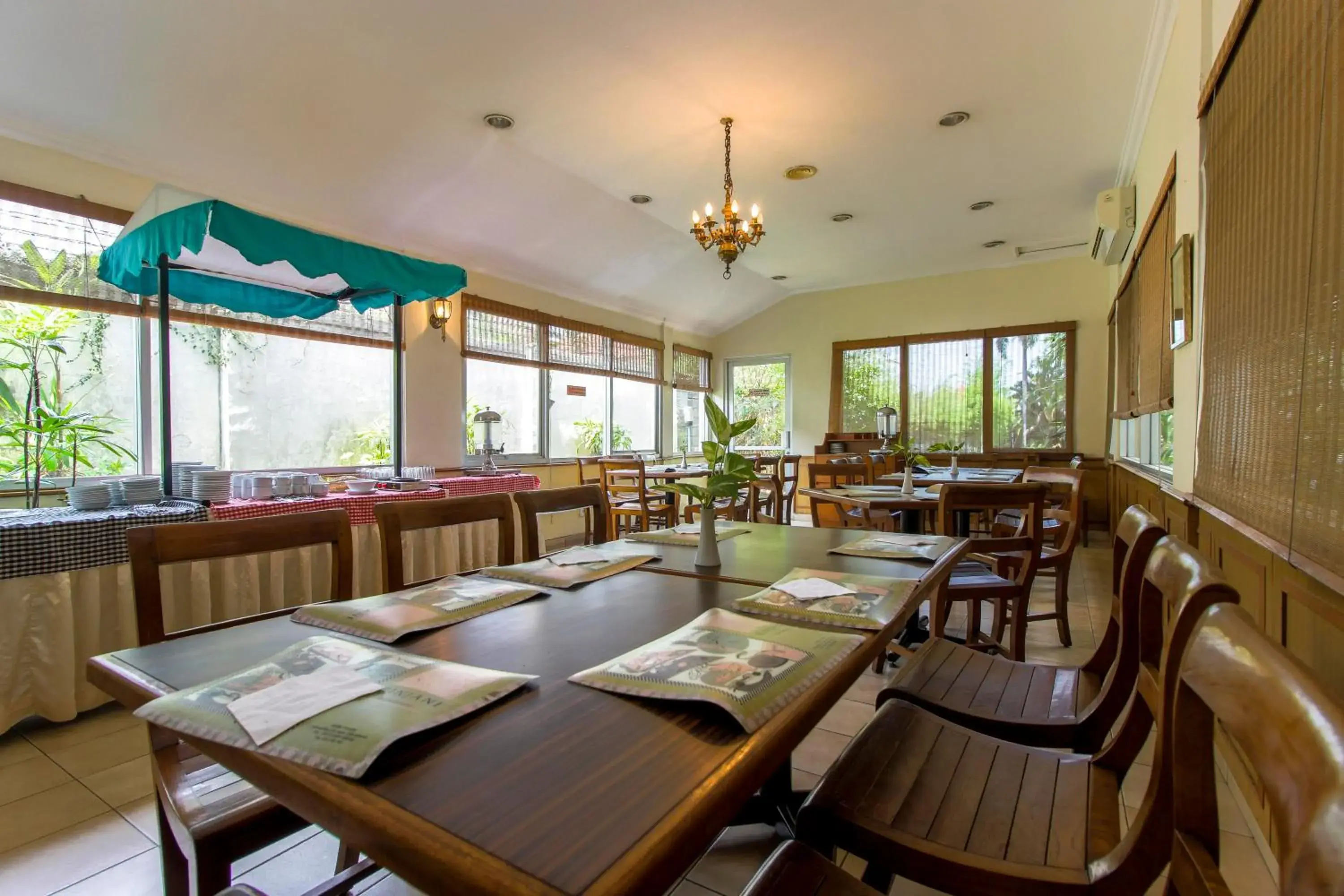 Restaurant/places to eat in RedDoorz Plus at Pitagiri GBK Senayan Restaurant/places to eat in RedDoorz Plus at Pitagiri GBK Senayan