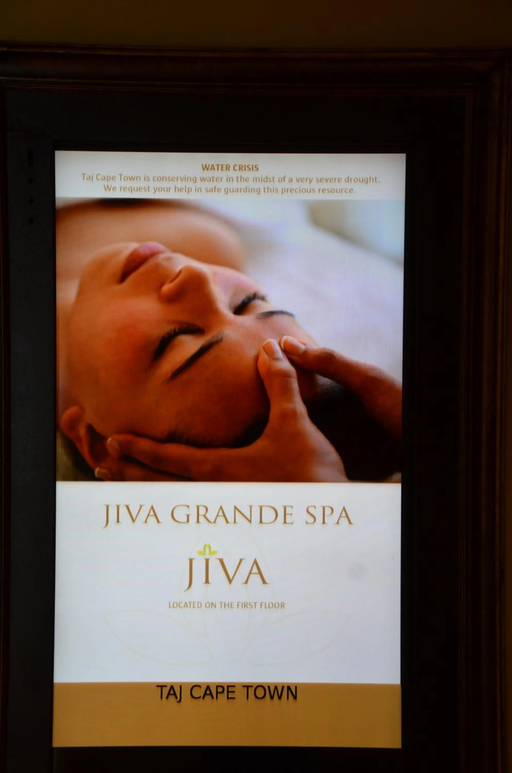 Hot Tub in Taj Luxury Suite