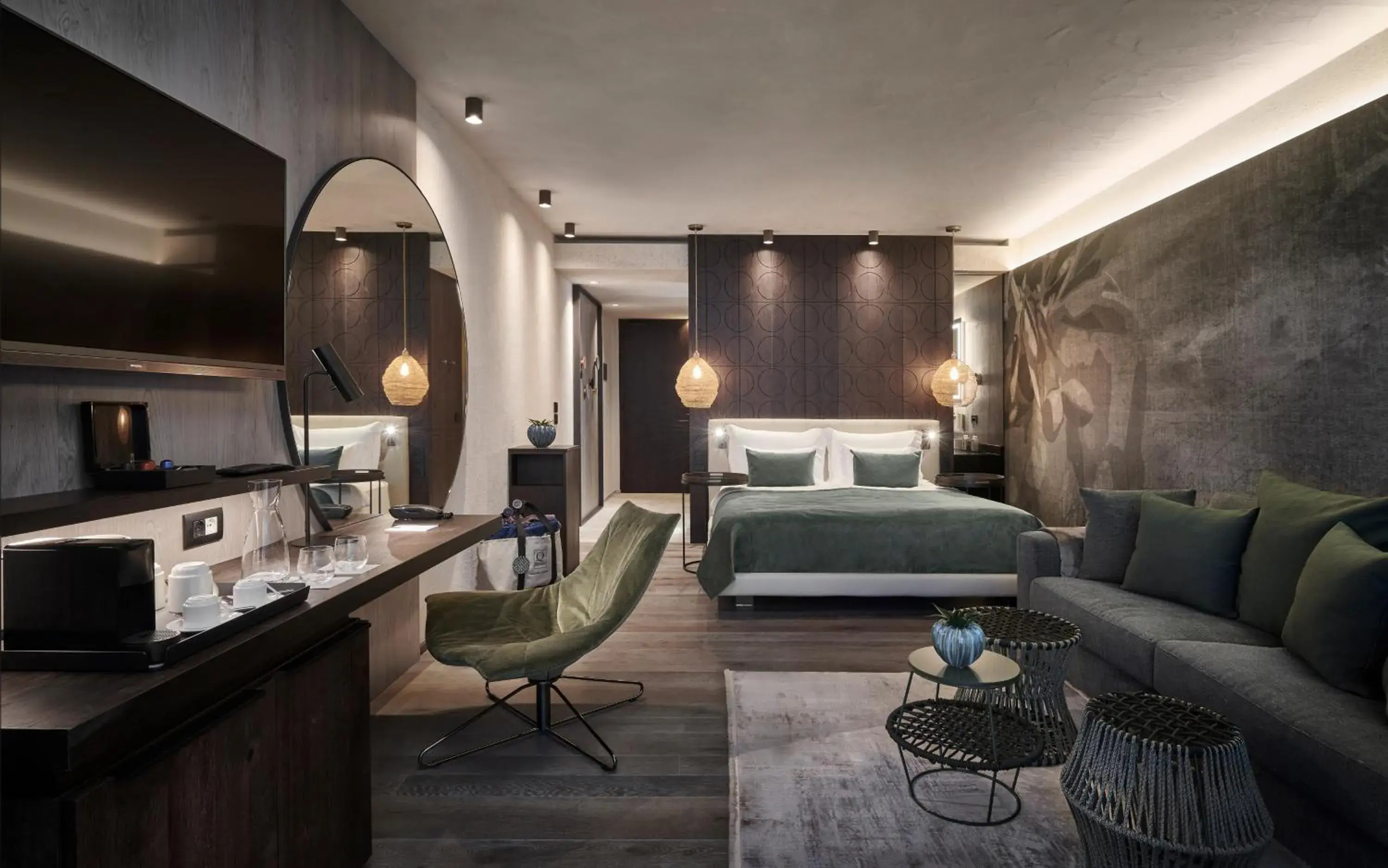 Junior Suite with Terrace in Quellenhof Luxury Resort Lazise Junior Suite with Terrace in Quellenhof Luxury Resort Lazise