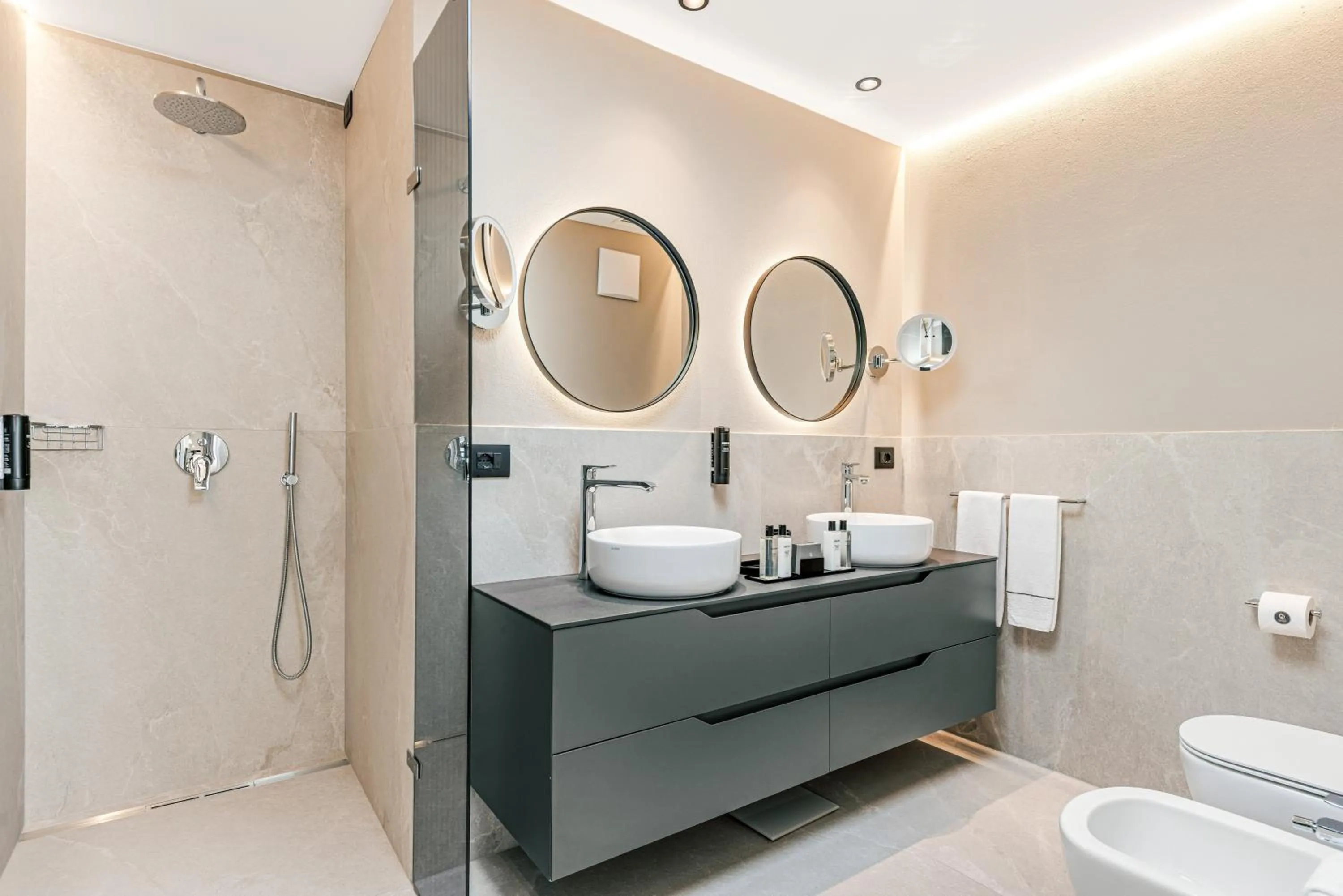 Bathroom in Quellenhof Luxury Resort Lazise