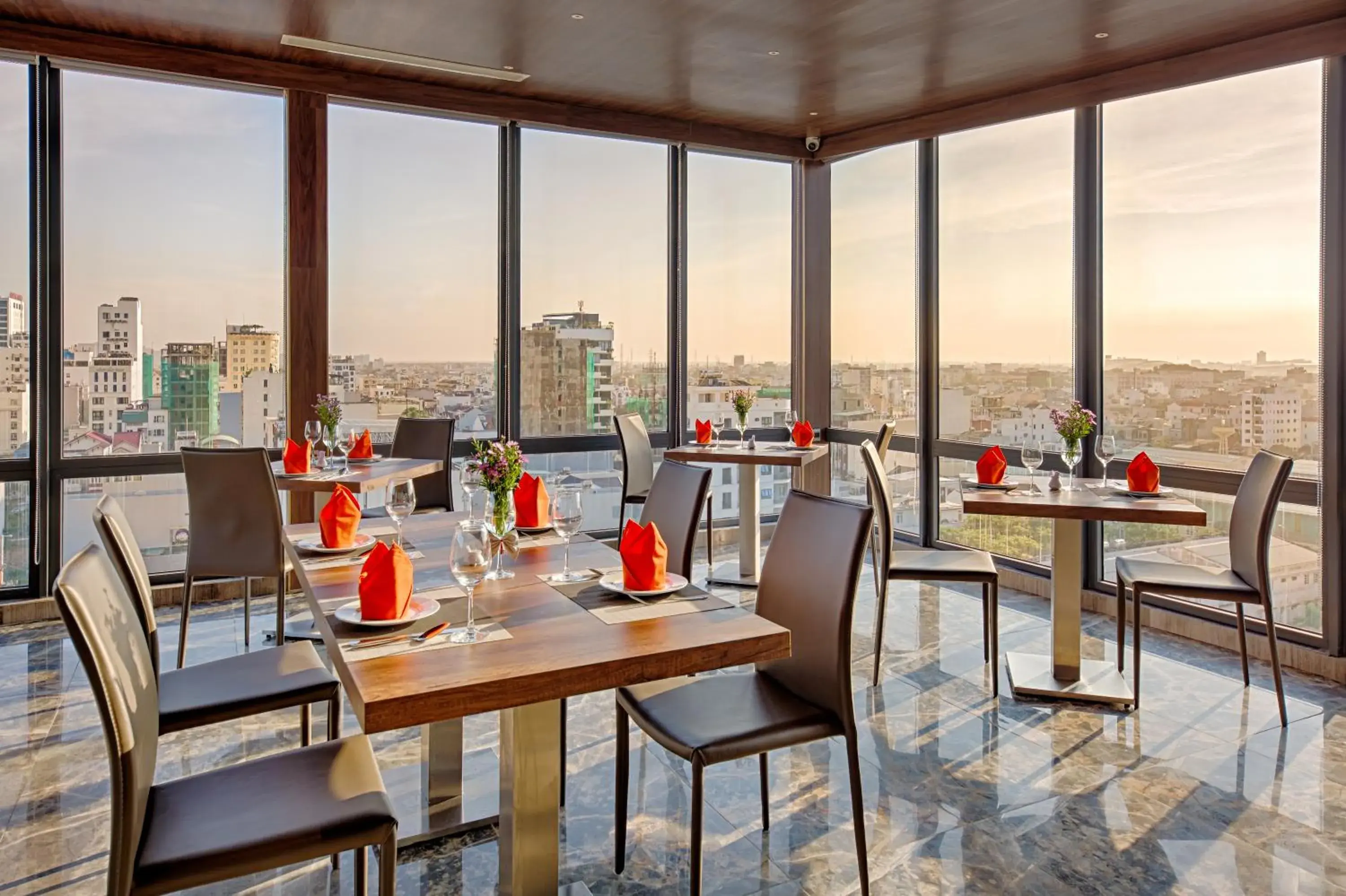 Restaurant/places to eat in Grand Sunrise Boutique Hotel Restaurant/places to eat in Grand Sunrise Boutique Hotel